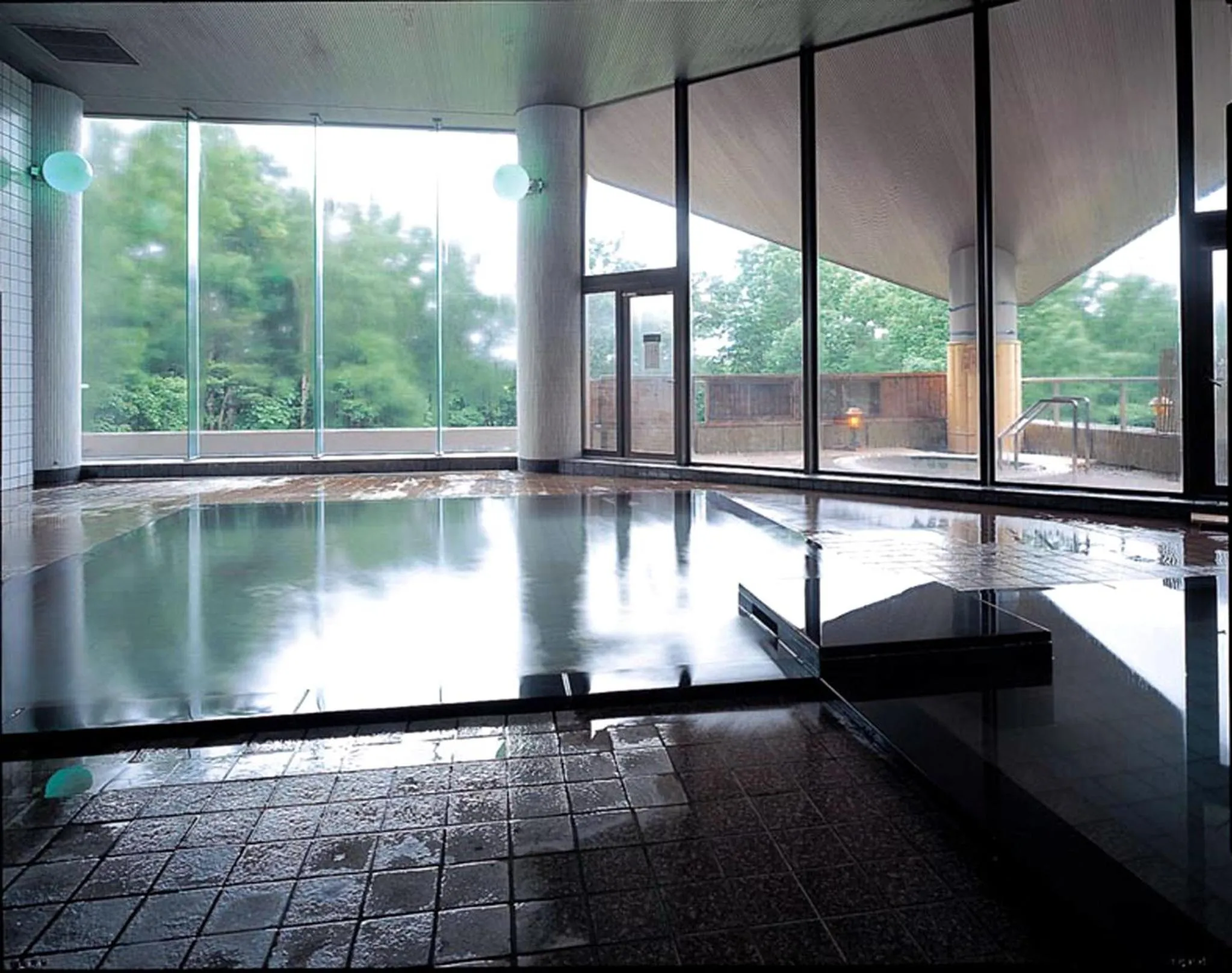 Hot Spring Bath in Hotel Kanronomori