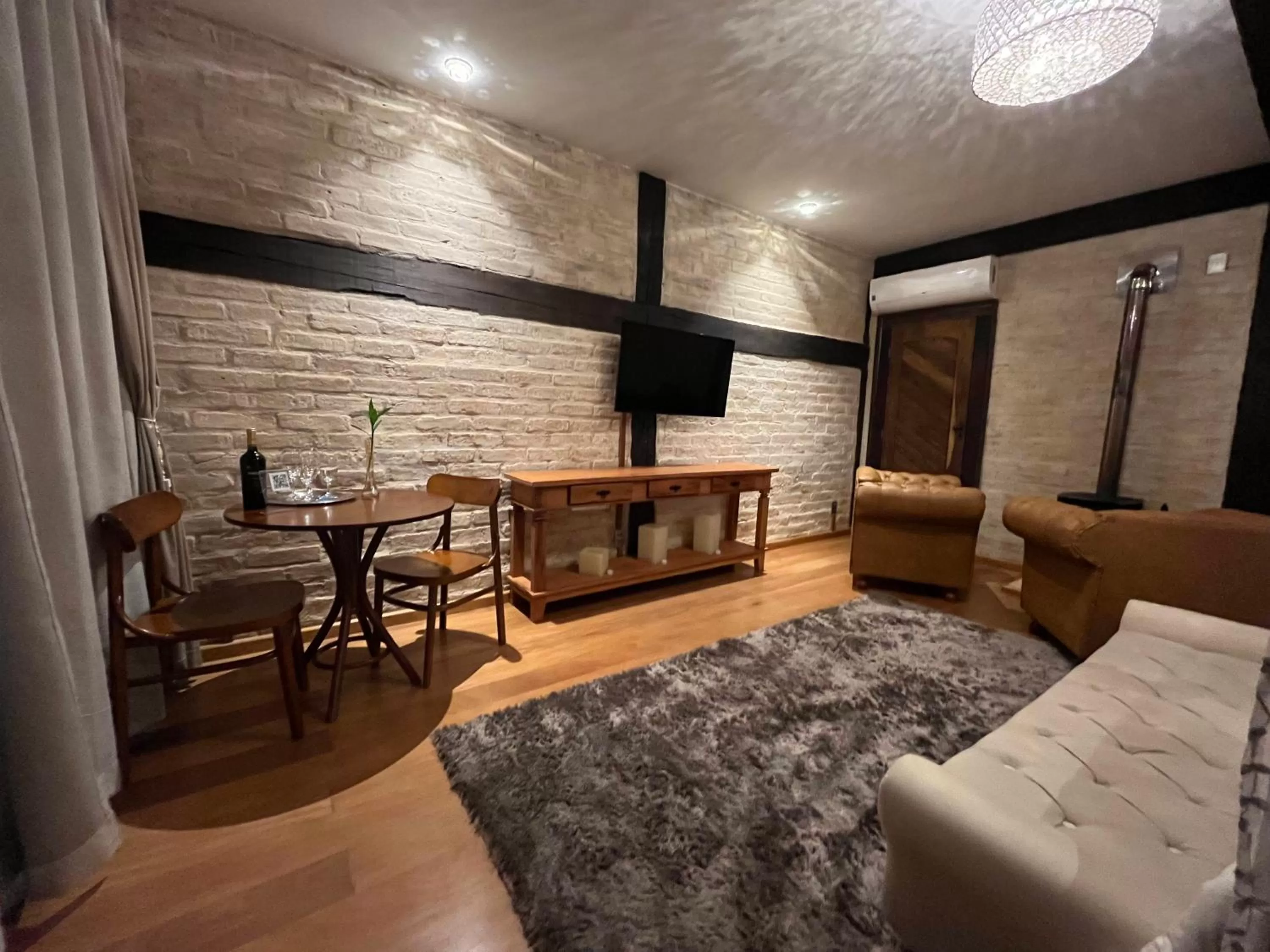 TV and multimedia in Pousada Dona Bendita