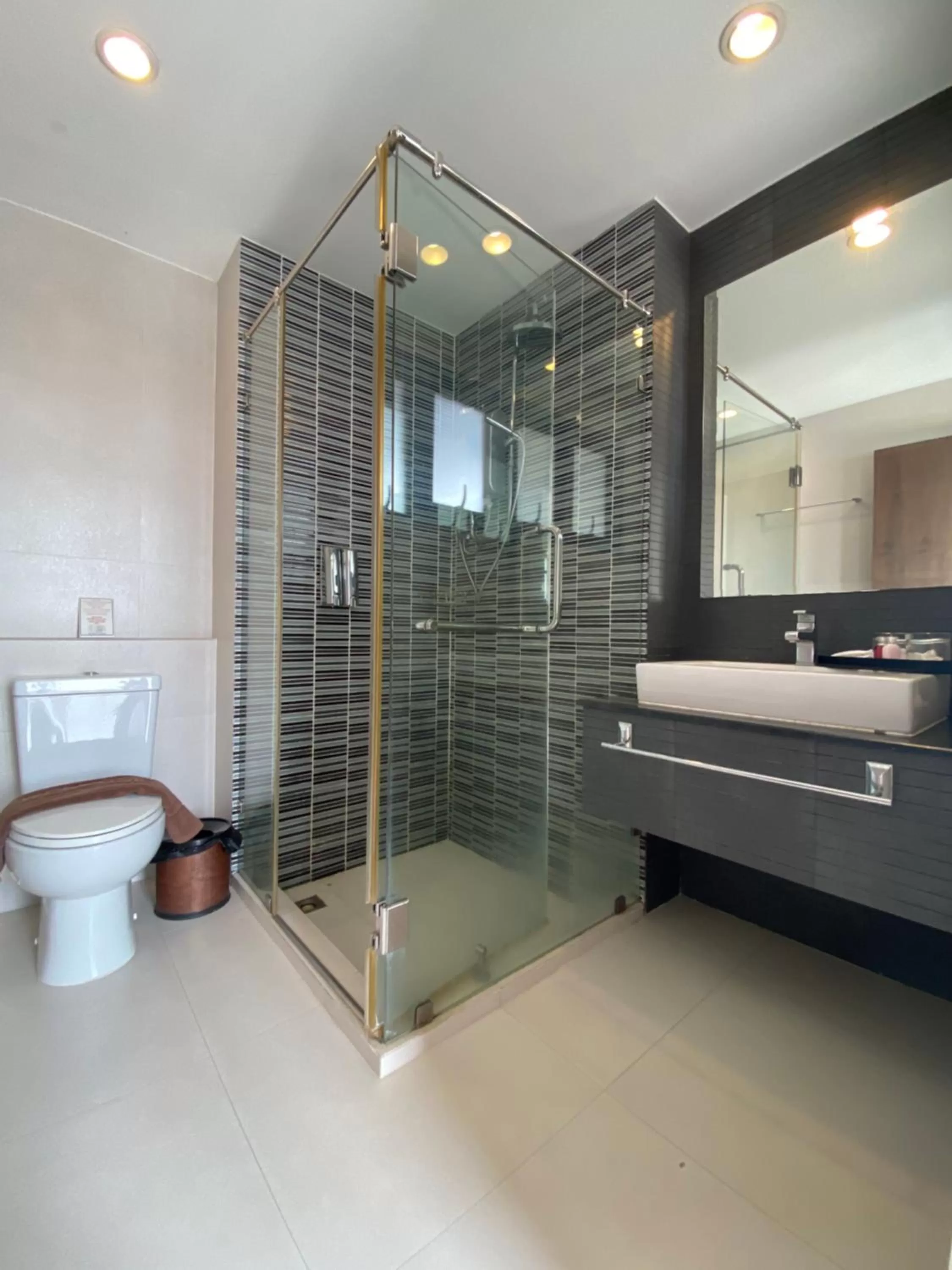 Shower in Le Vernissage by Goad Avadhess Hospitality