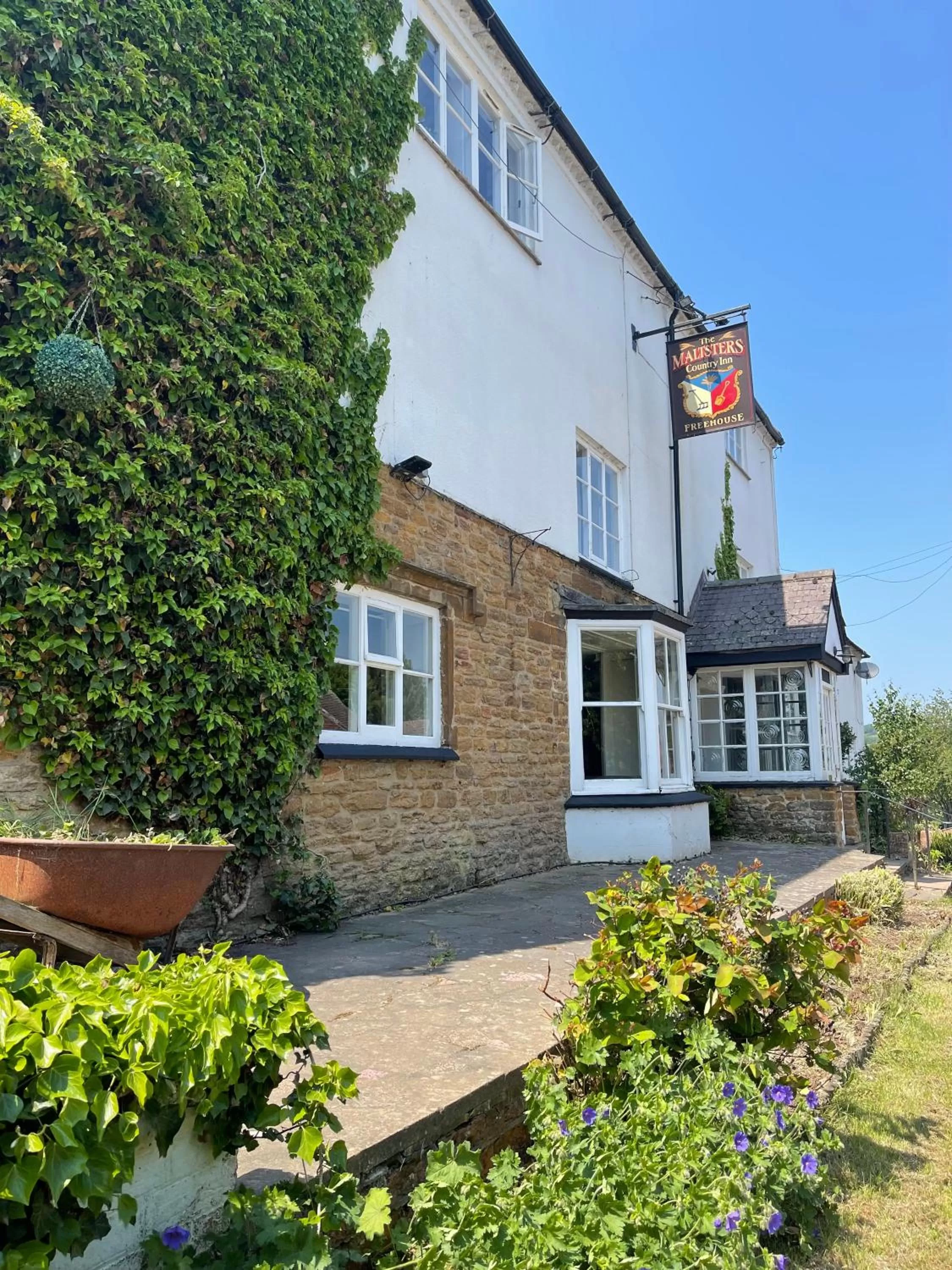 Property Building in The Maltsters Country Inn