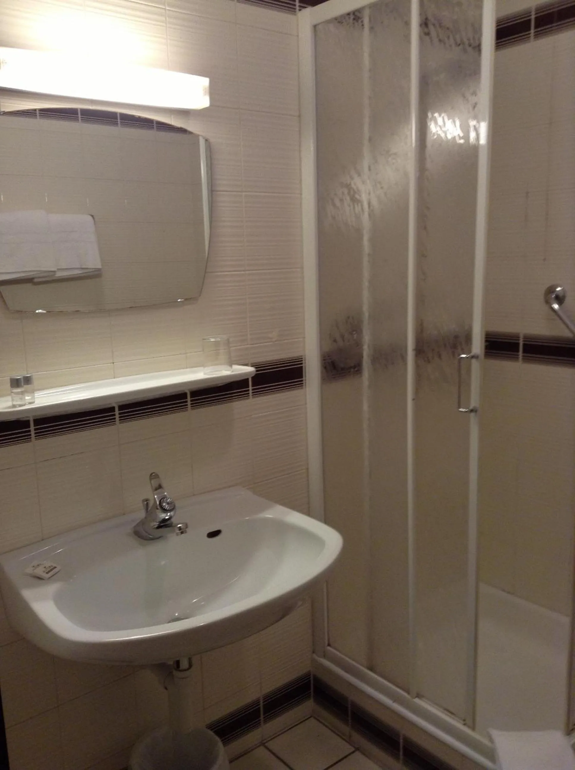 Bathroom in Hotel Daniela