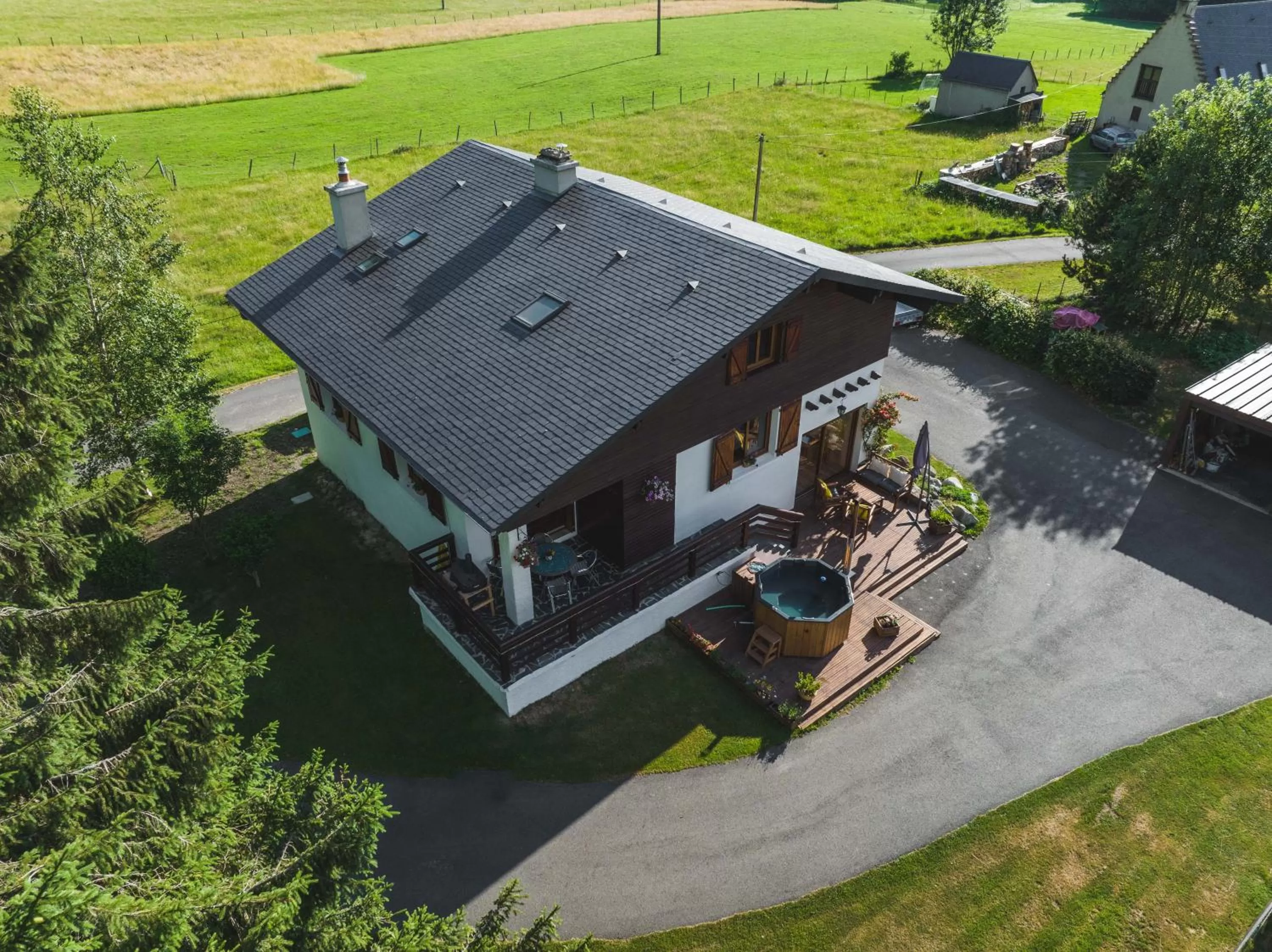 Bird's eye view, Bird's-eye View in Chalet Ouréa