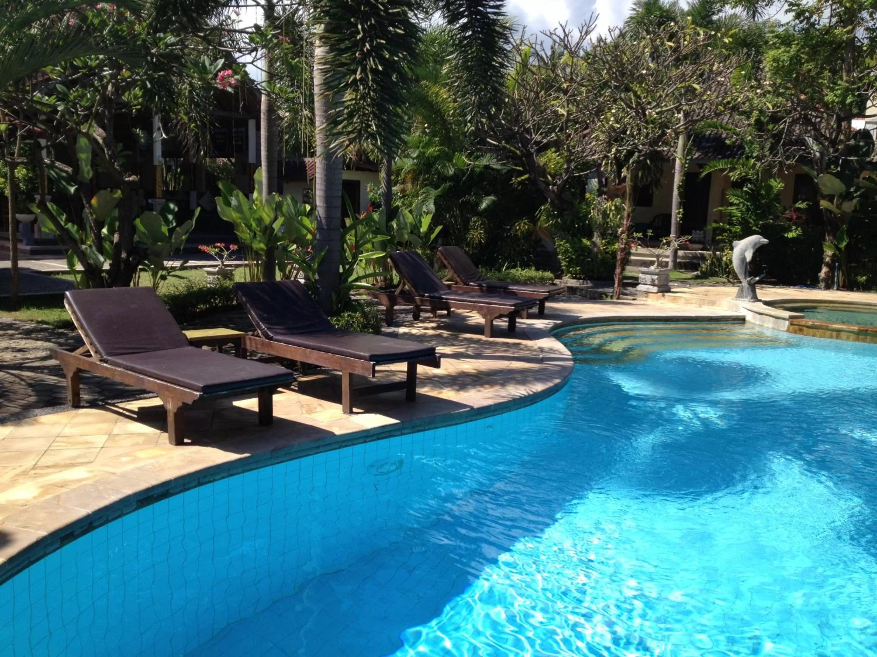 Swimming pool in Astina Hotel