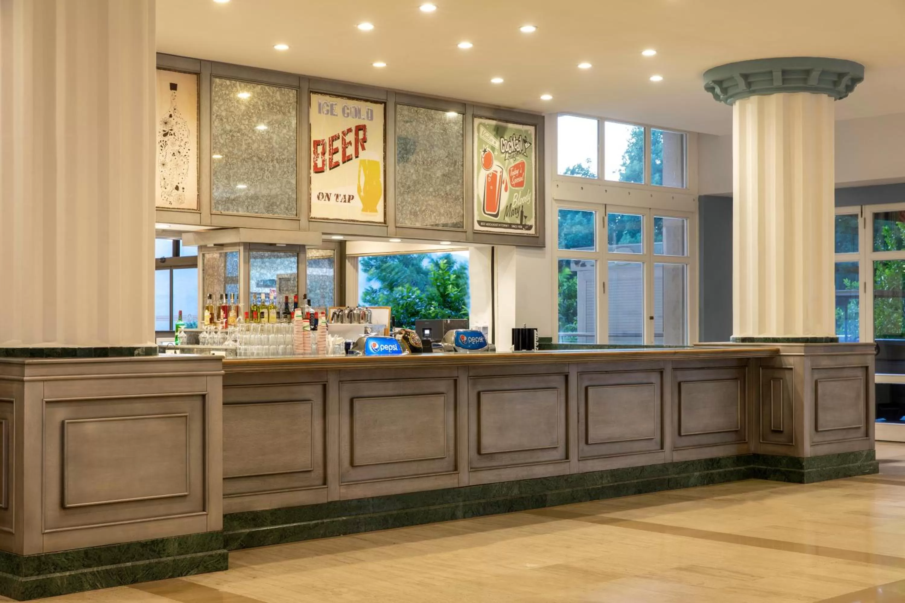 Lounge or bar in Labranda Mares Marmaris Hotel