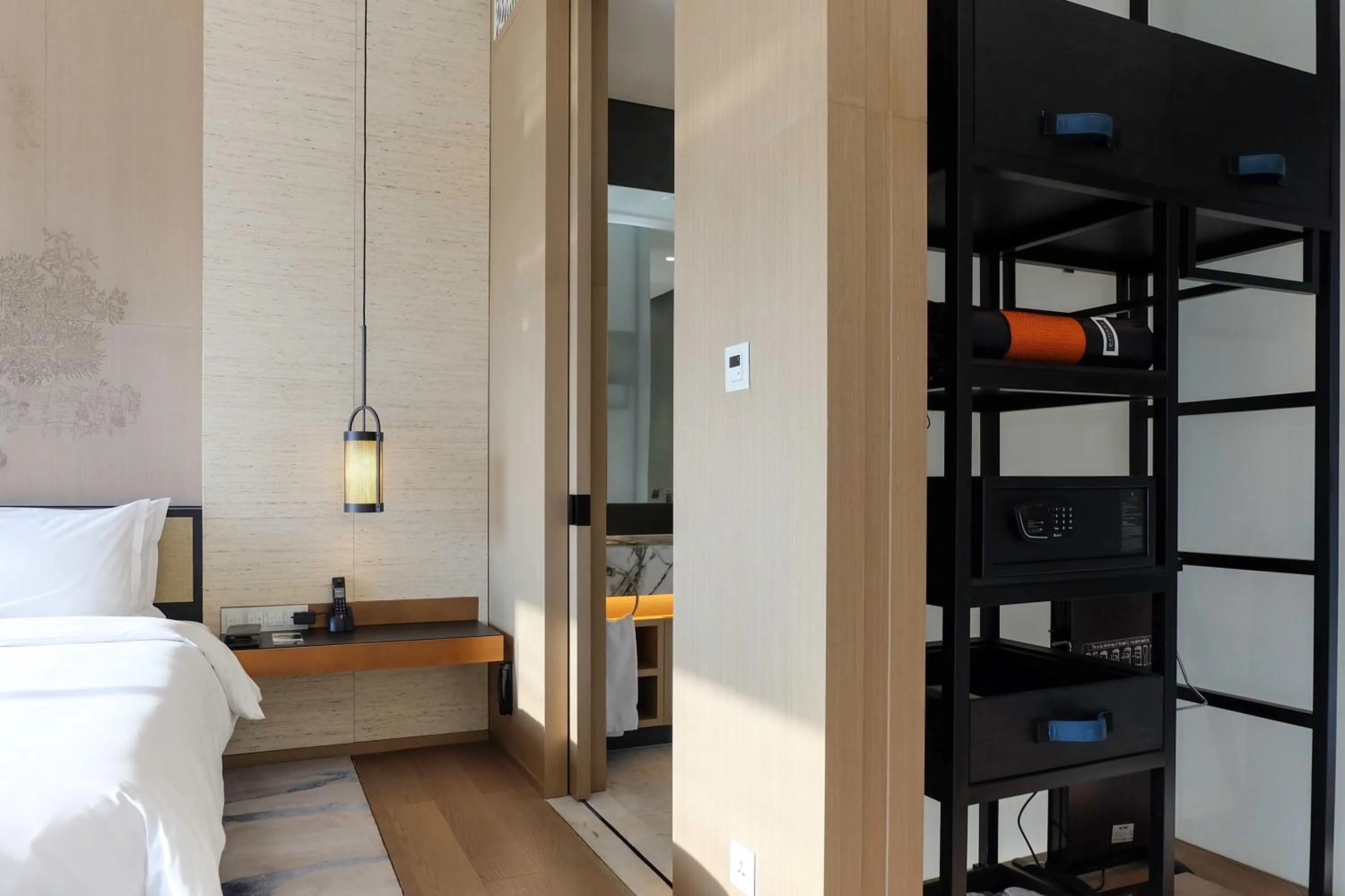 Decorative detail, Bed in Pullman Kaifeng Jianye