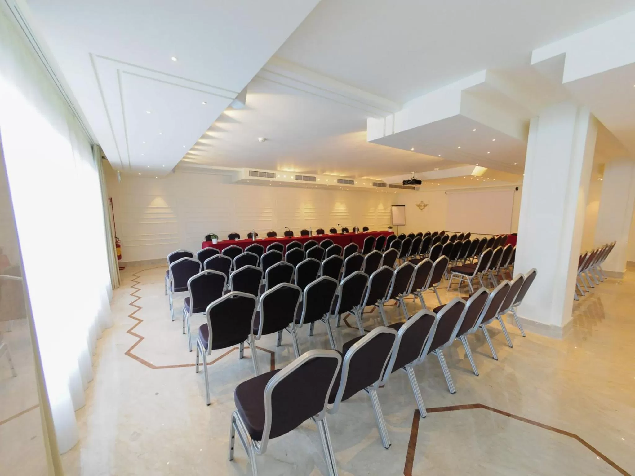 Business facilities in Catania International Airport Hotel