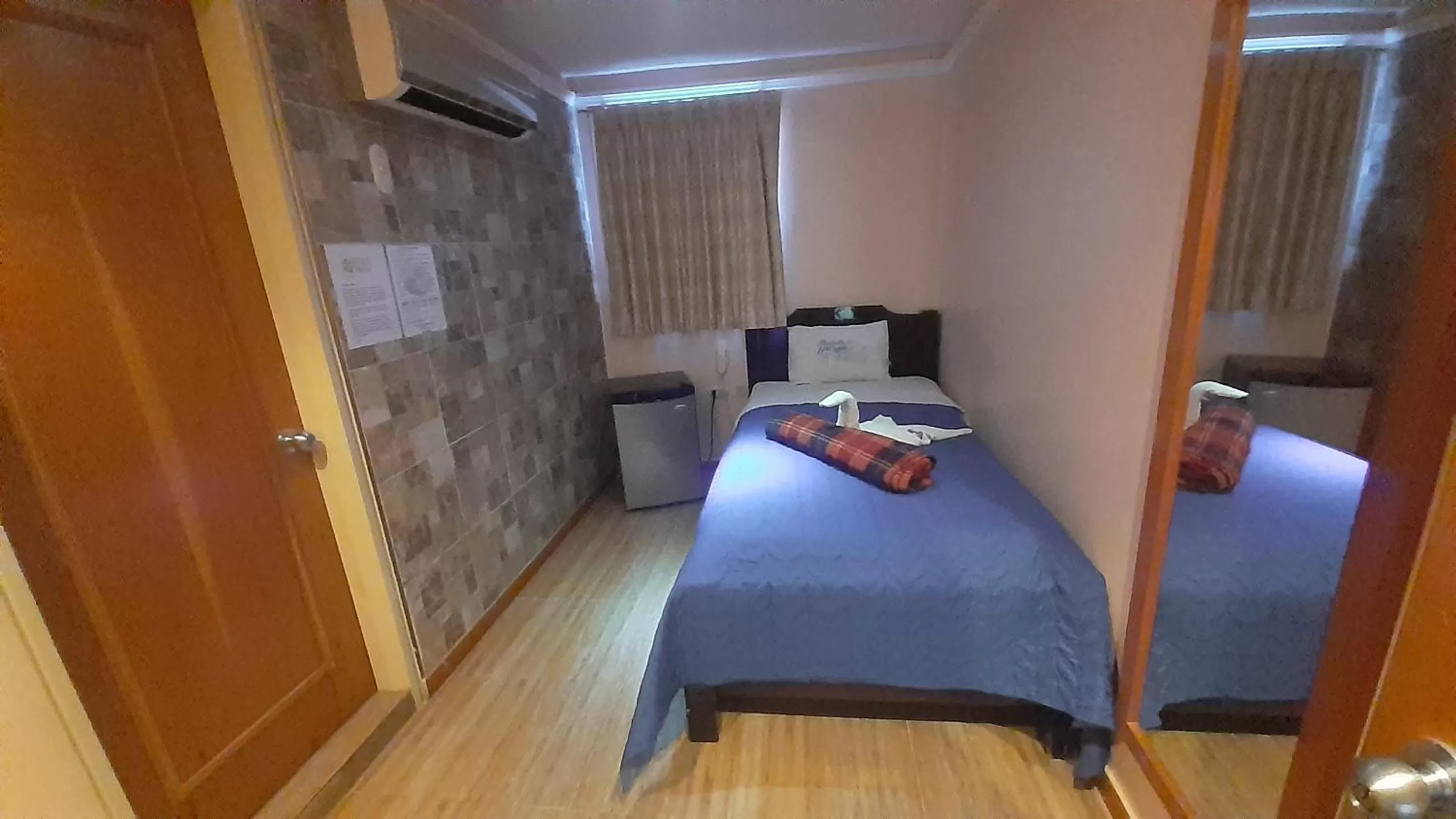 Bed in HOTEL MUEVETE POR VARGAS