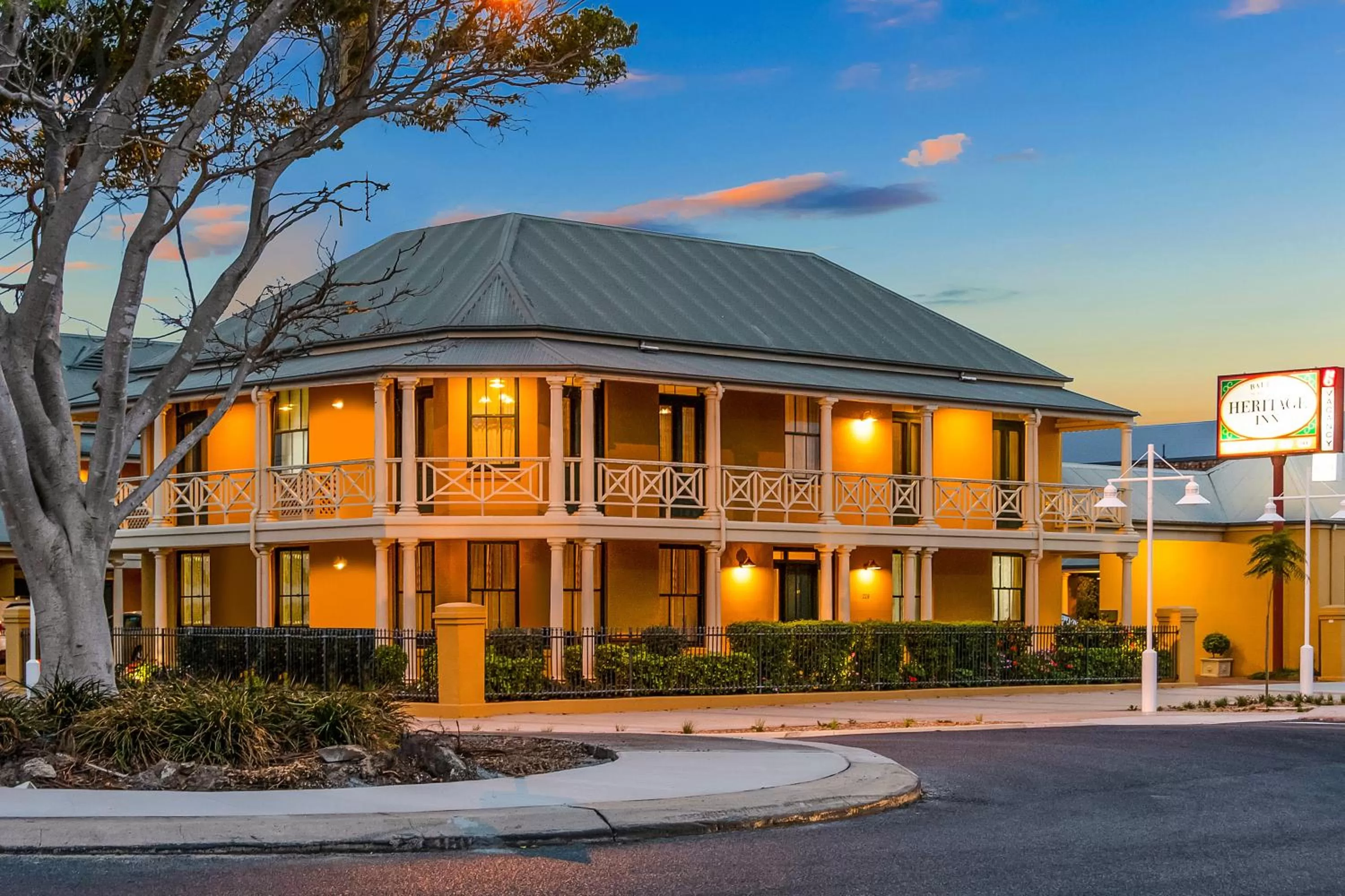 Property building in Ballina Heritage Inn
