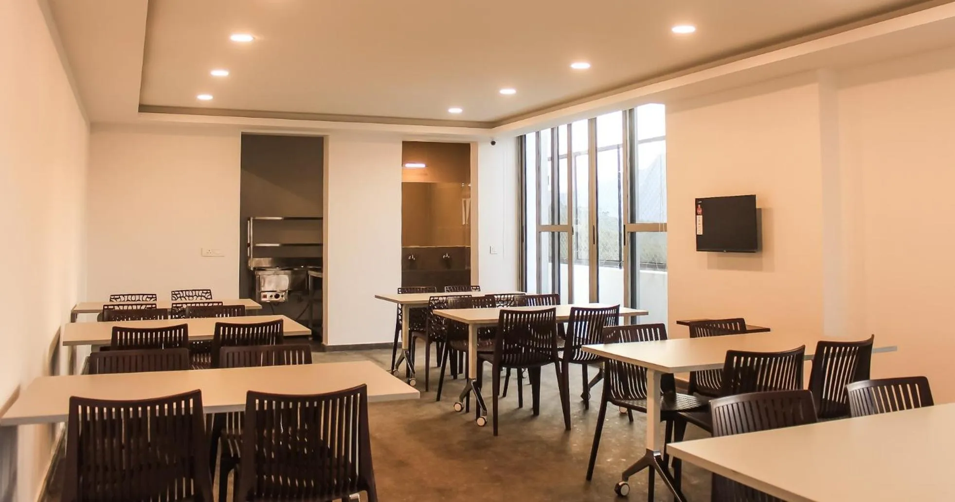 Restaurant/places to eat in Silver Mist