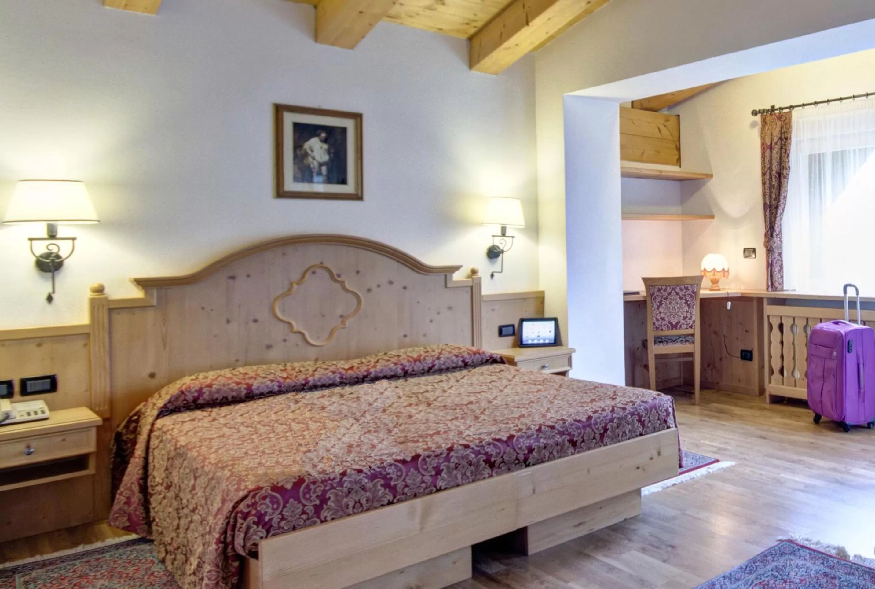 Bedroom, Bed in Hotel Des Alpes