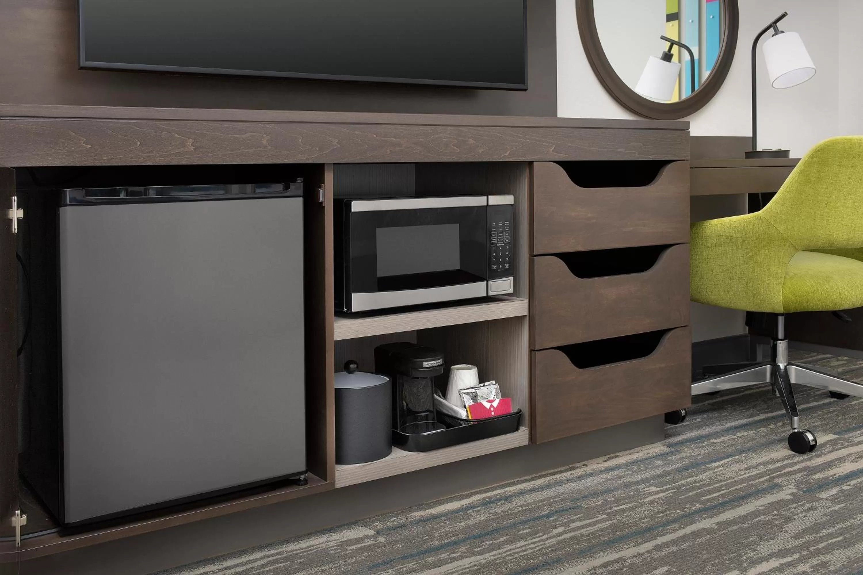 TV and multimedia in Hampton Inn & Suites Lexington