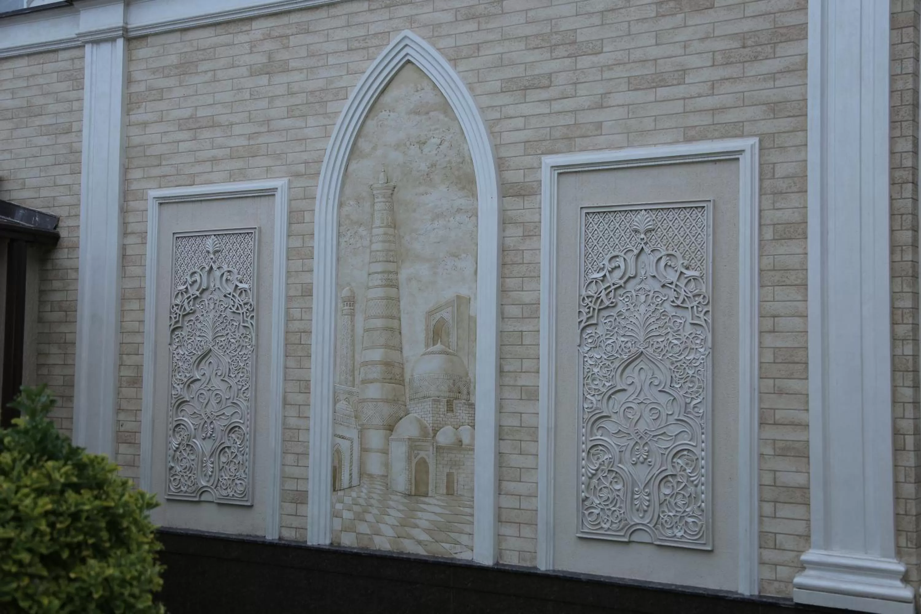 Facade/entrance in Mirzo Boutique Hotel