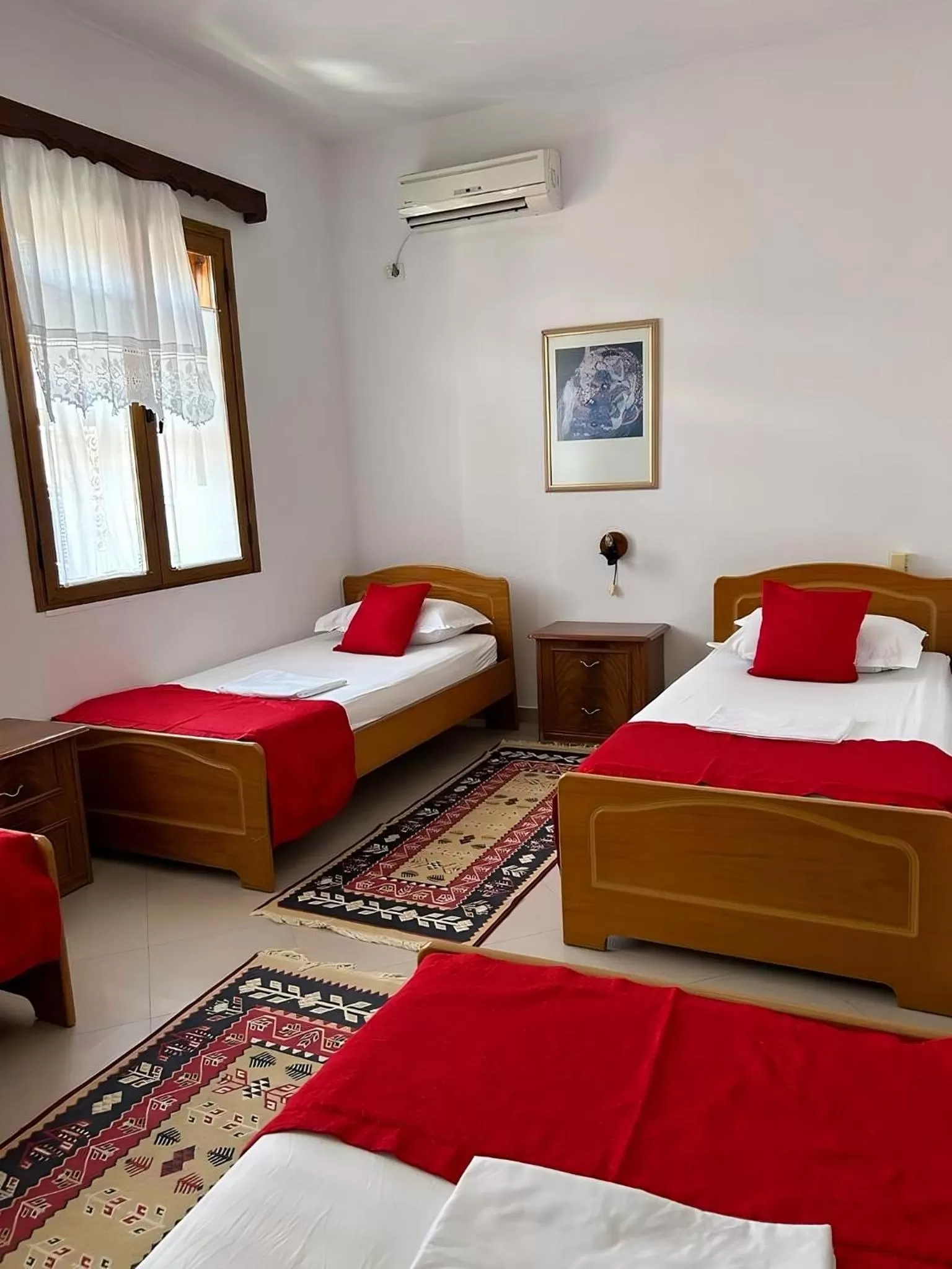 air conditioner, Bed in Hotel Berati