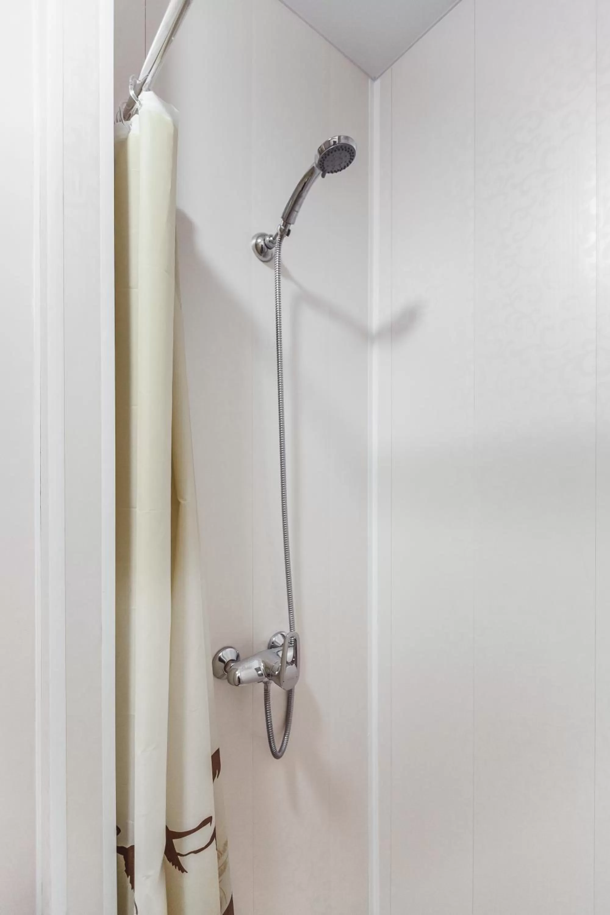 Shower in Apartments near Deribasovskaya