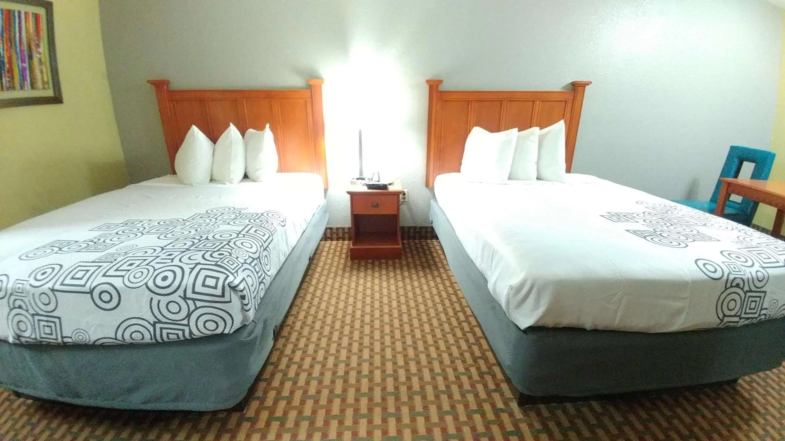 Photo of the whole room, Bed in Best Western Jacksonville near Little Rock Air Force Base
