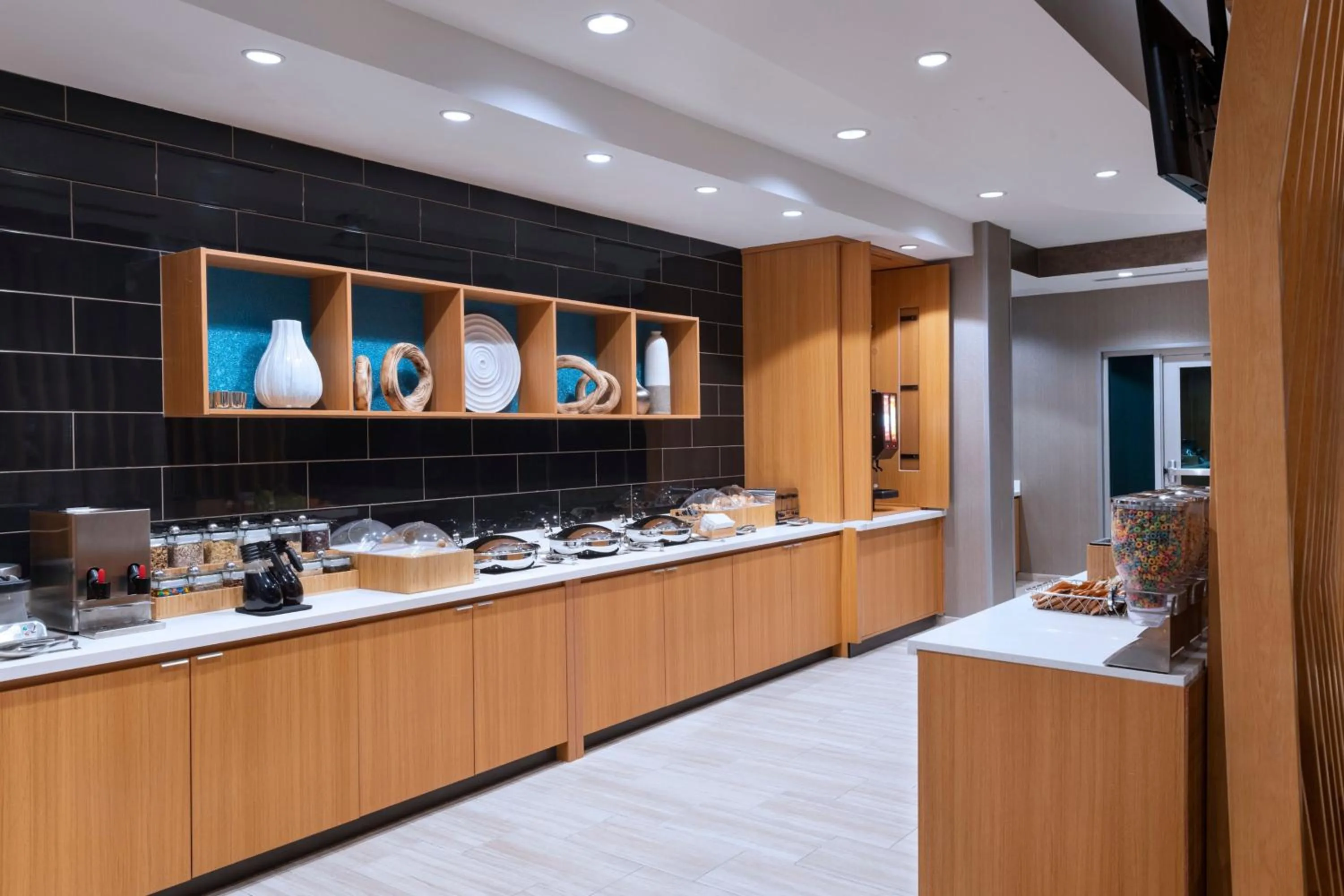 Breakfast in SpringHill Suites by Marriott Austin North