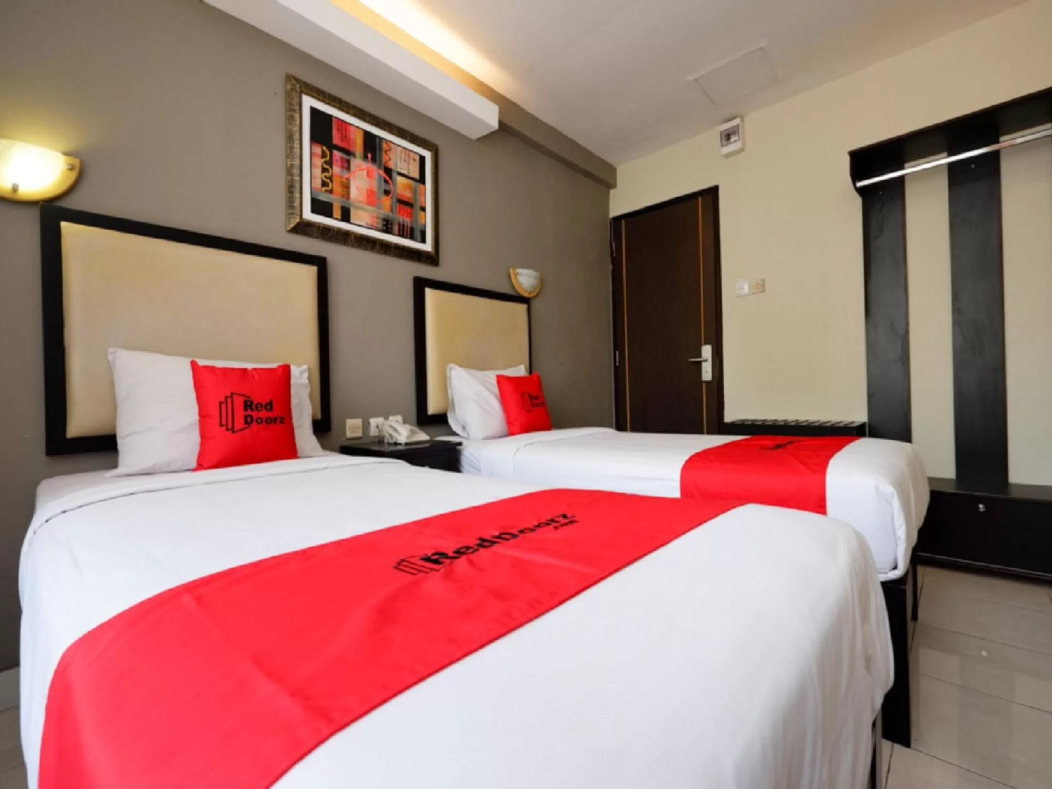 Bedroom, Bed in RedDoorz Plus @ Singosari Raya