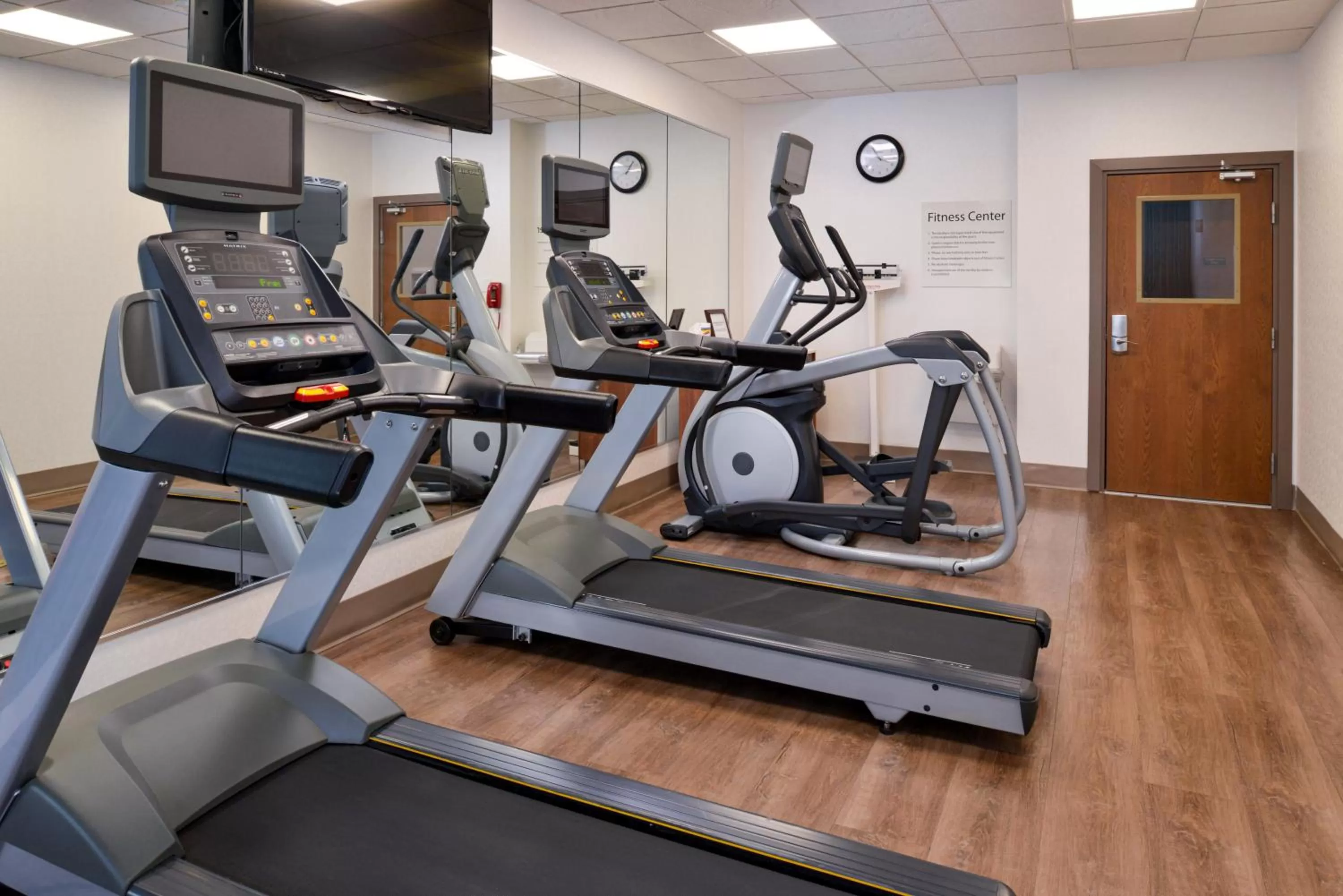 Fitness centre/facilities in Holiday Inn Express & Suites Pueblo by IHG