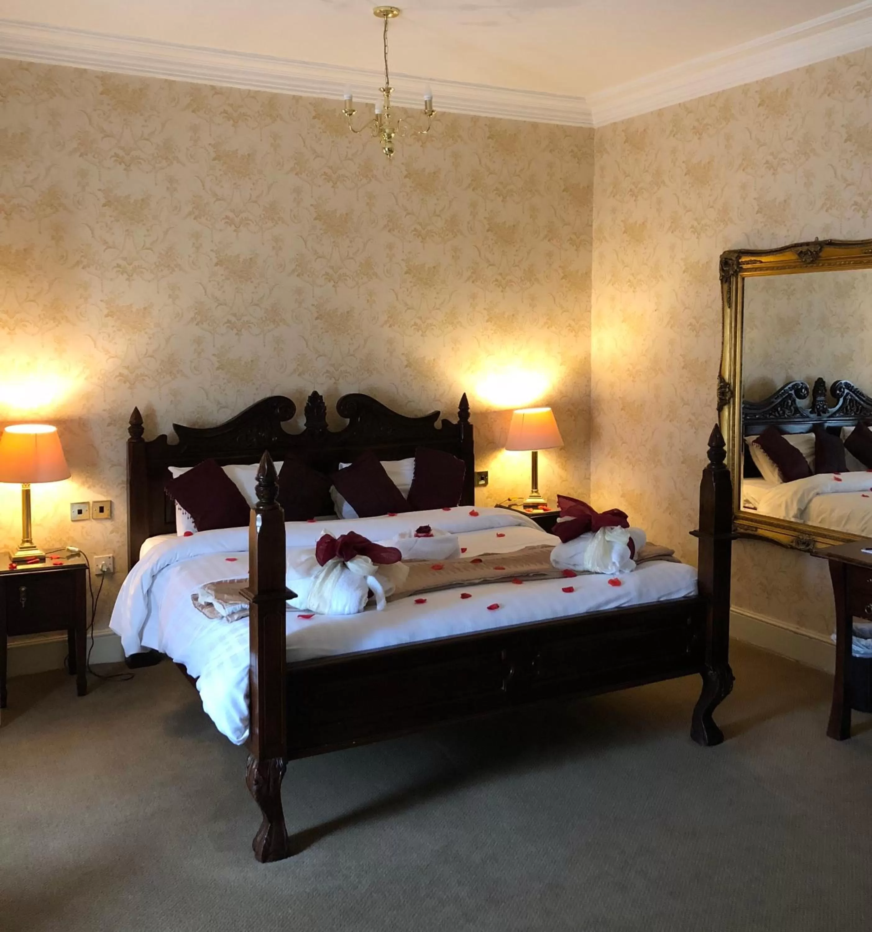 Bed in Park House Hotel