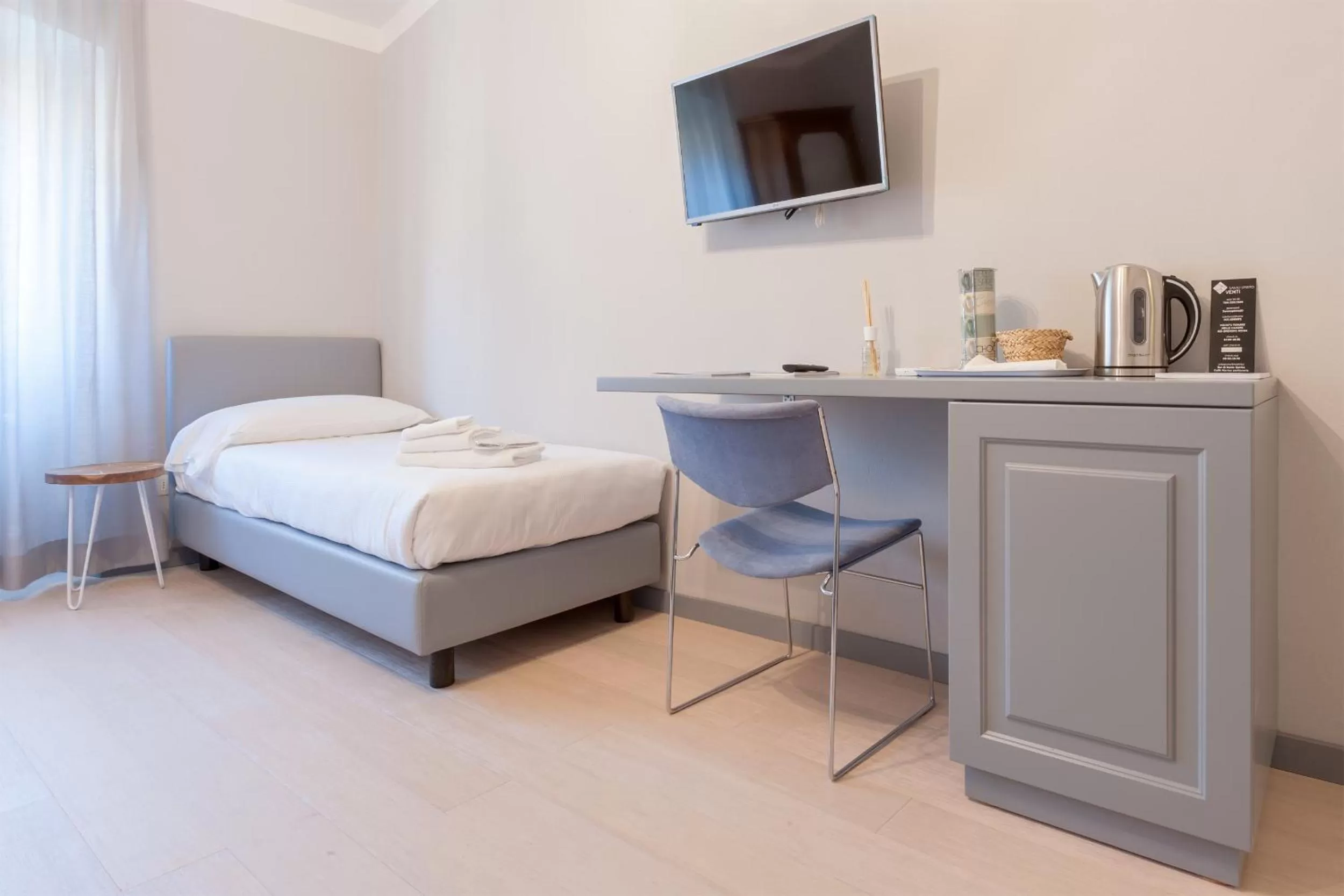 Photo of the whole room, Bed in Santo Spirito Venti