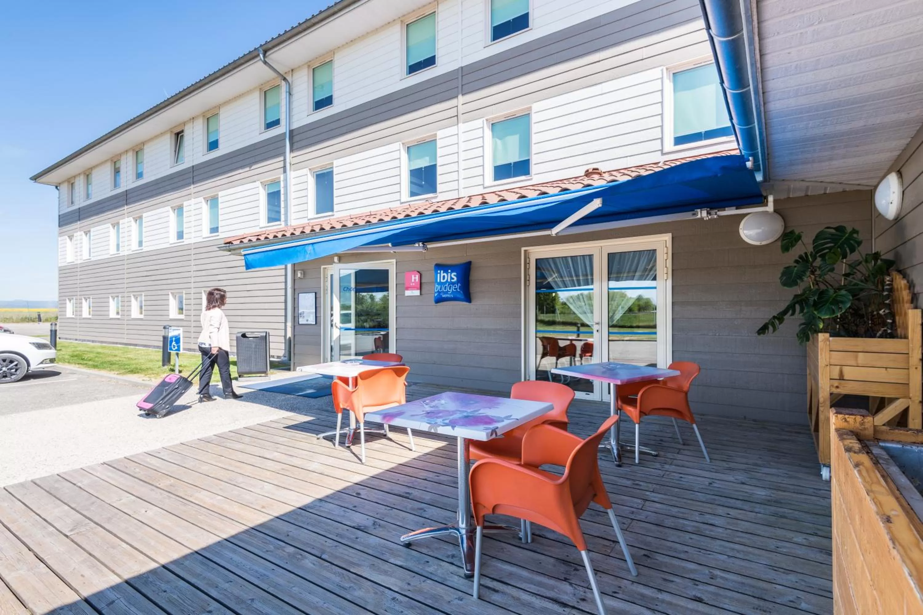 Property building in ibis budget Amberieu en Bugey/Chateau Gaillard A42