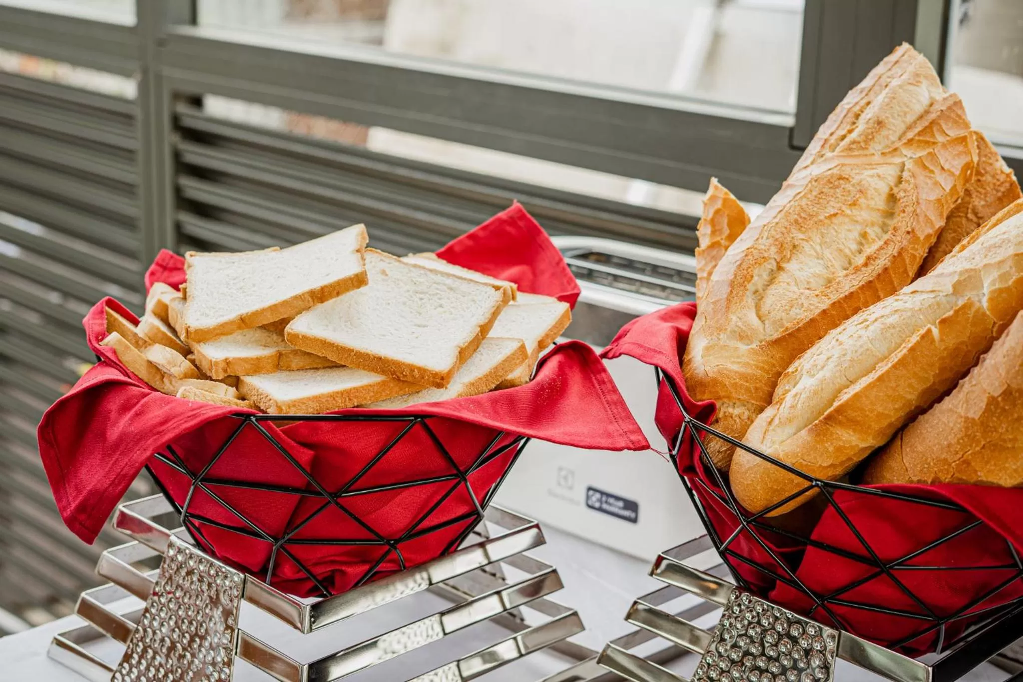 Food and drinks in GREENECO DA LAT HOTEL - Khách sạn Green Eco Đà Lạt