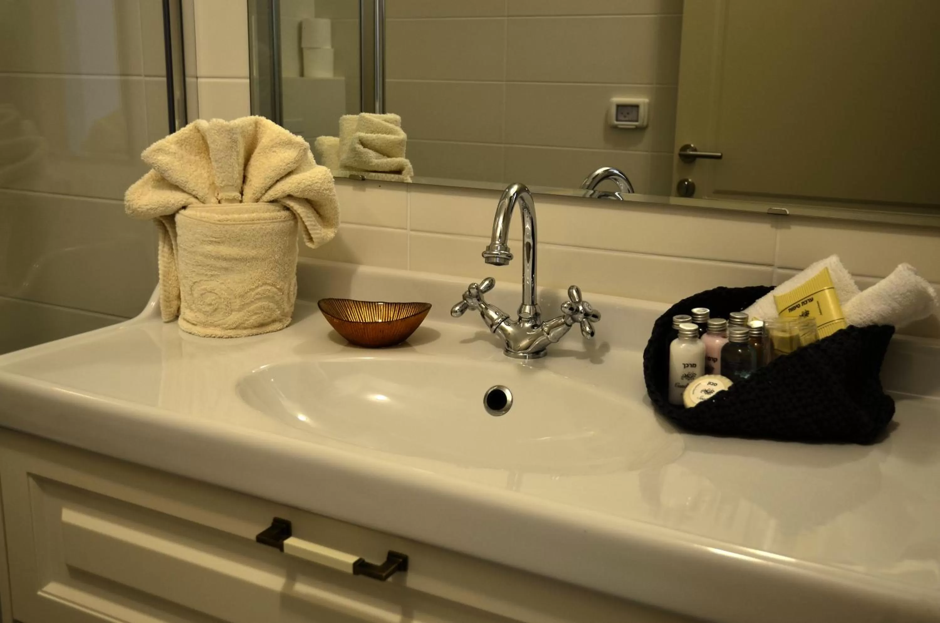 Bathroom in HaBaronit