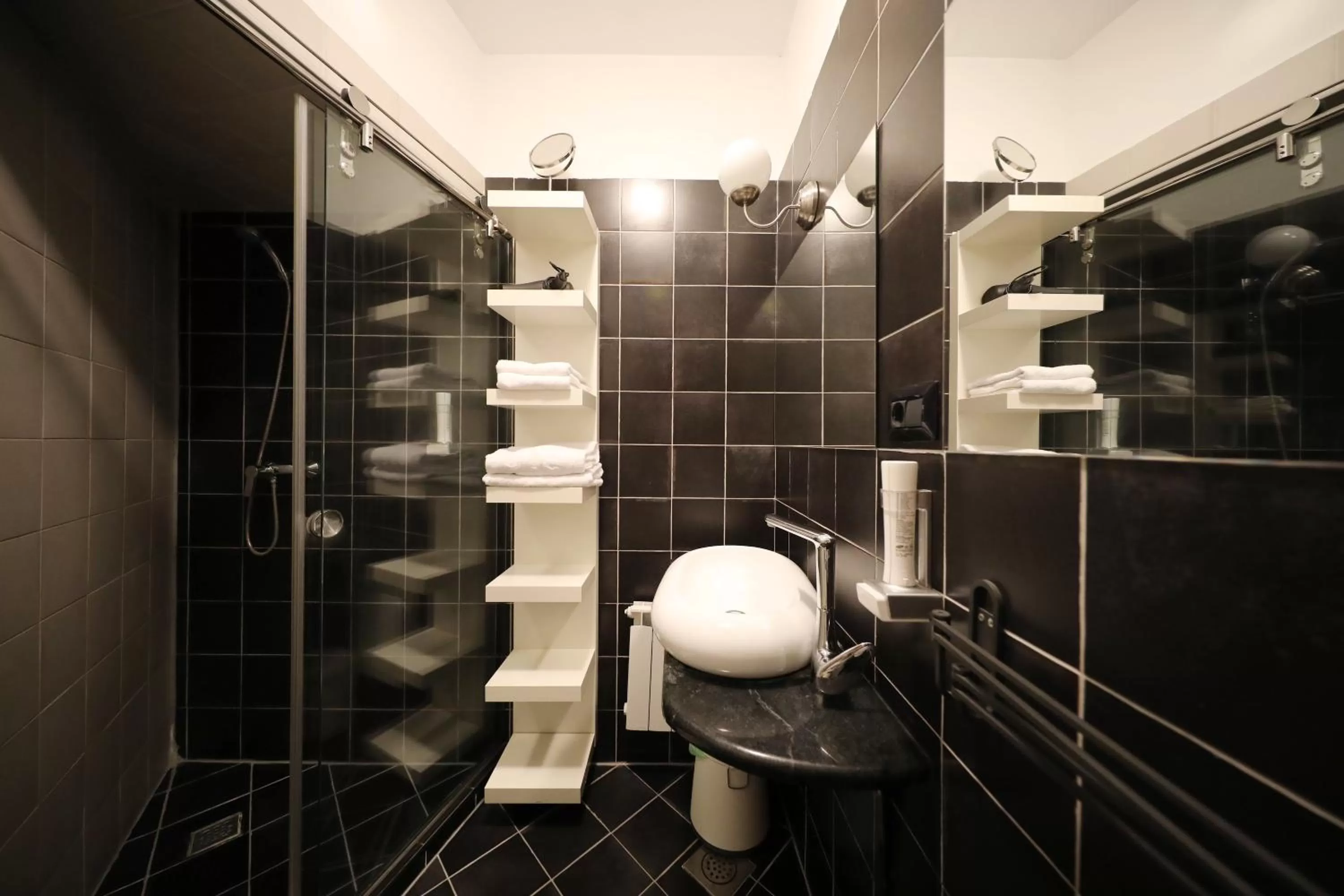 Shower in Central Apartments Integrated Hotel