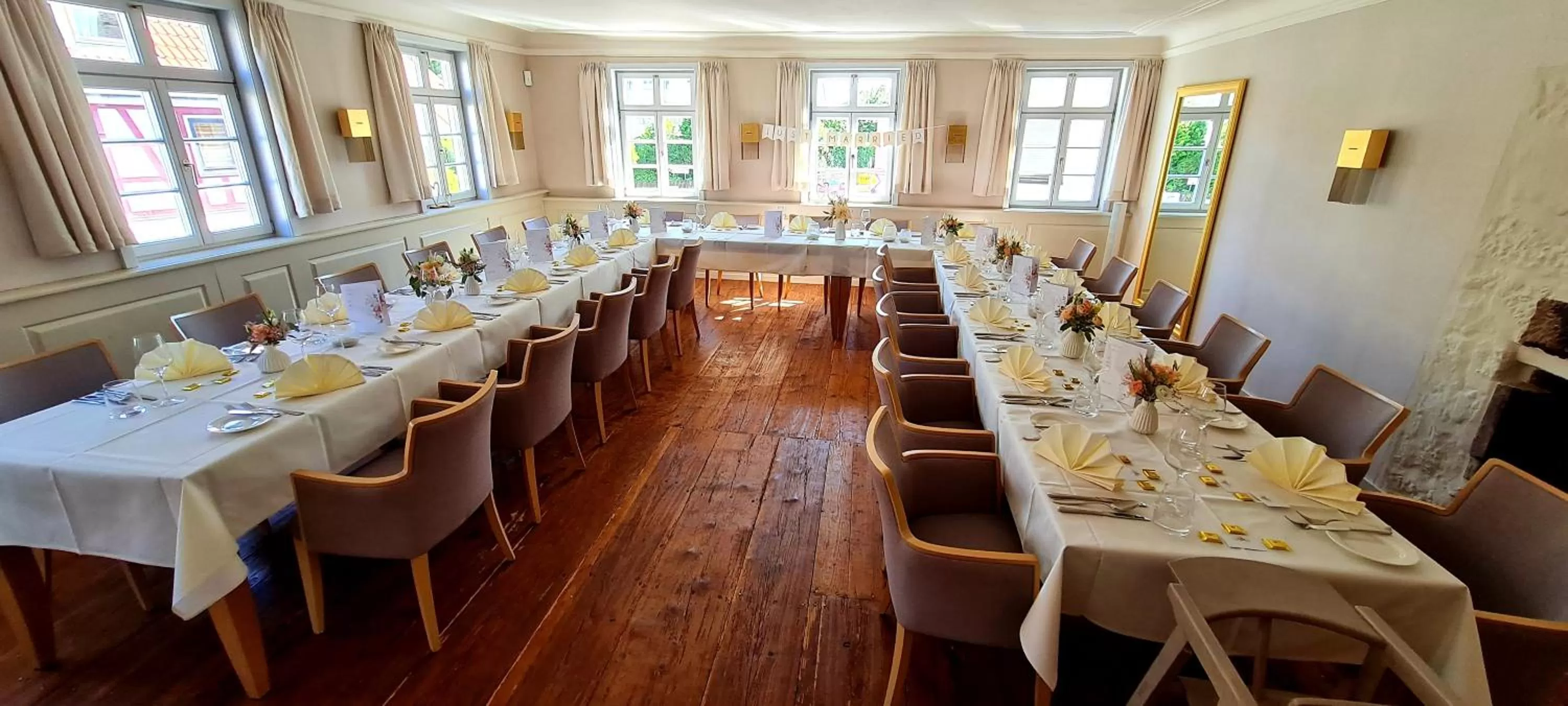 Banquet/Function facilities in Restaurant & Hotel Einhorn