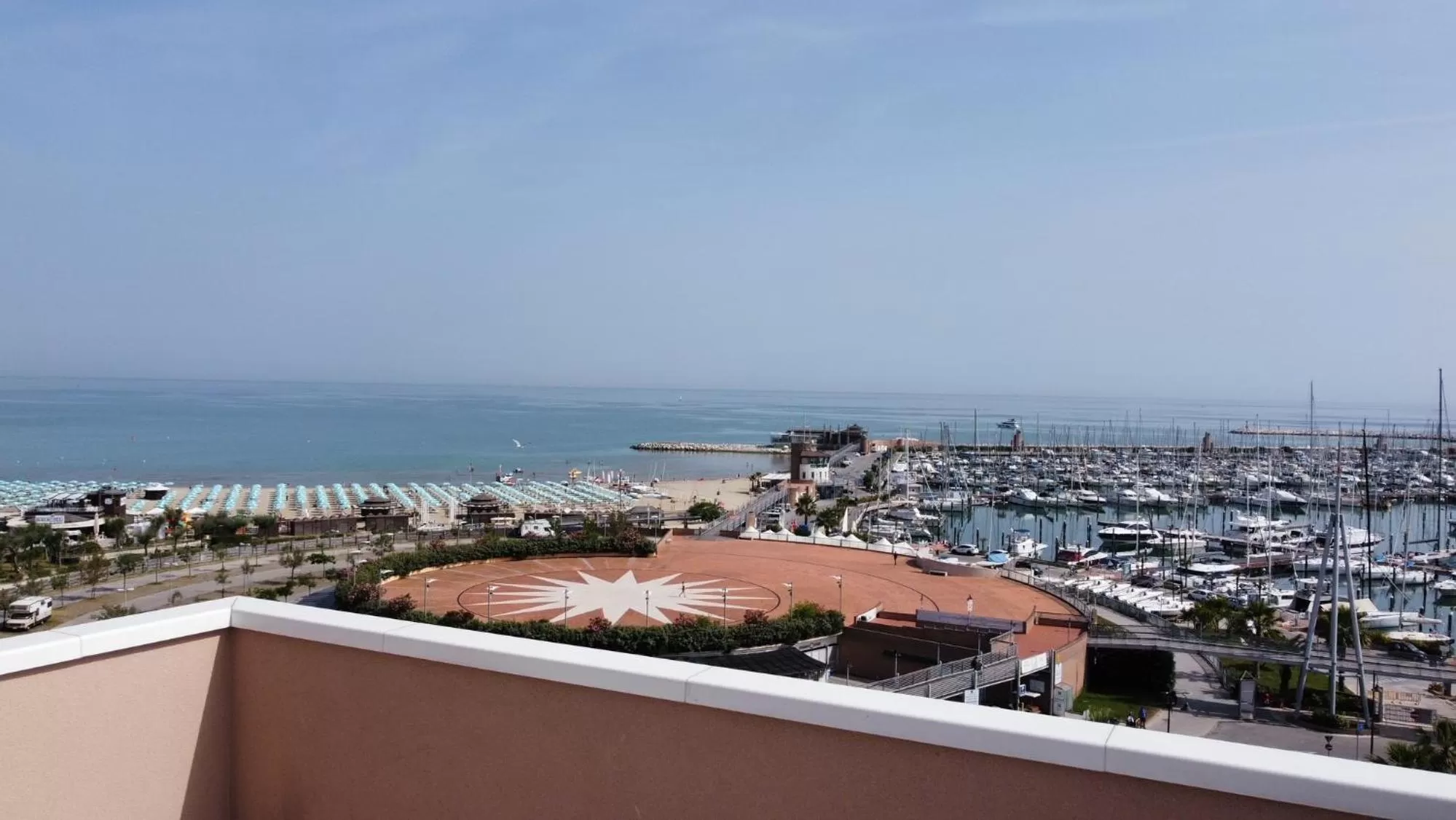 Sea view in Hotel St Gregory Park