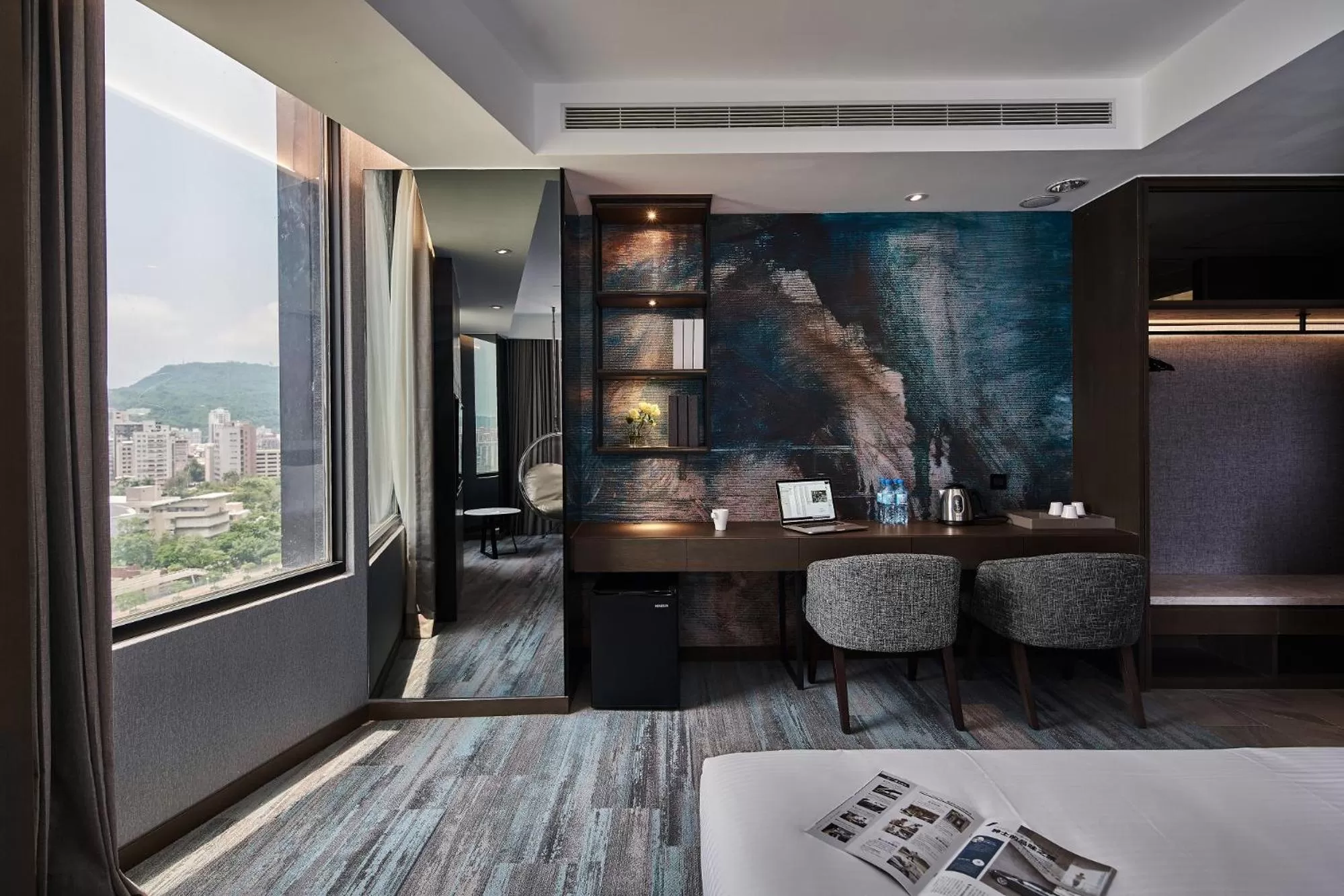 Decorative detail in Harbour 10 Hotel