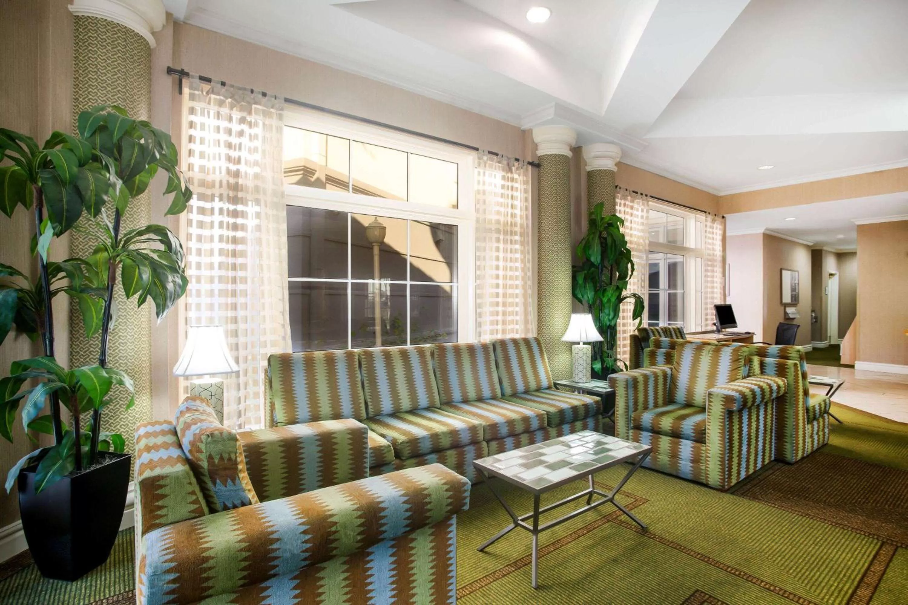 Lobby or reception in La Quinta by Wyndham Austin Southwest