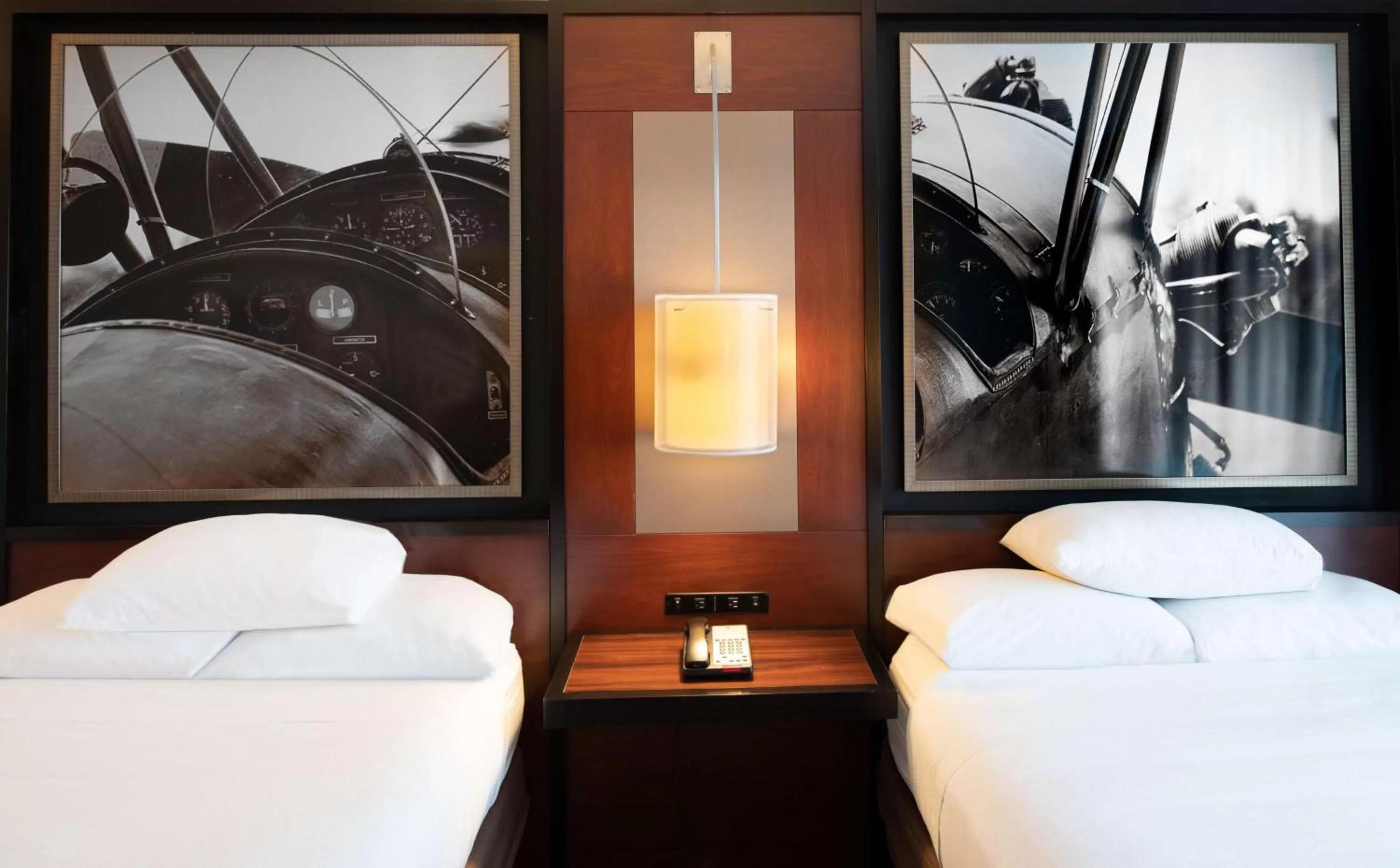 Bed in DoubleTree Hotel & Suites Charleston Airport