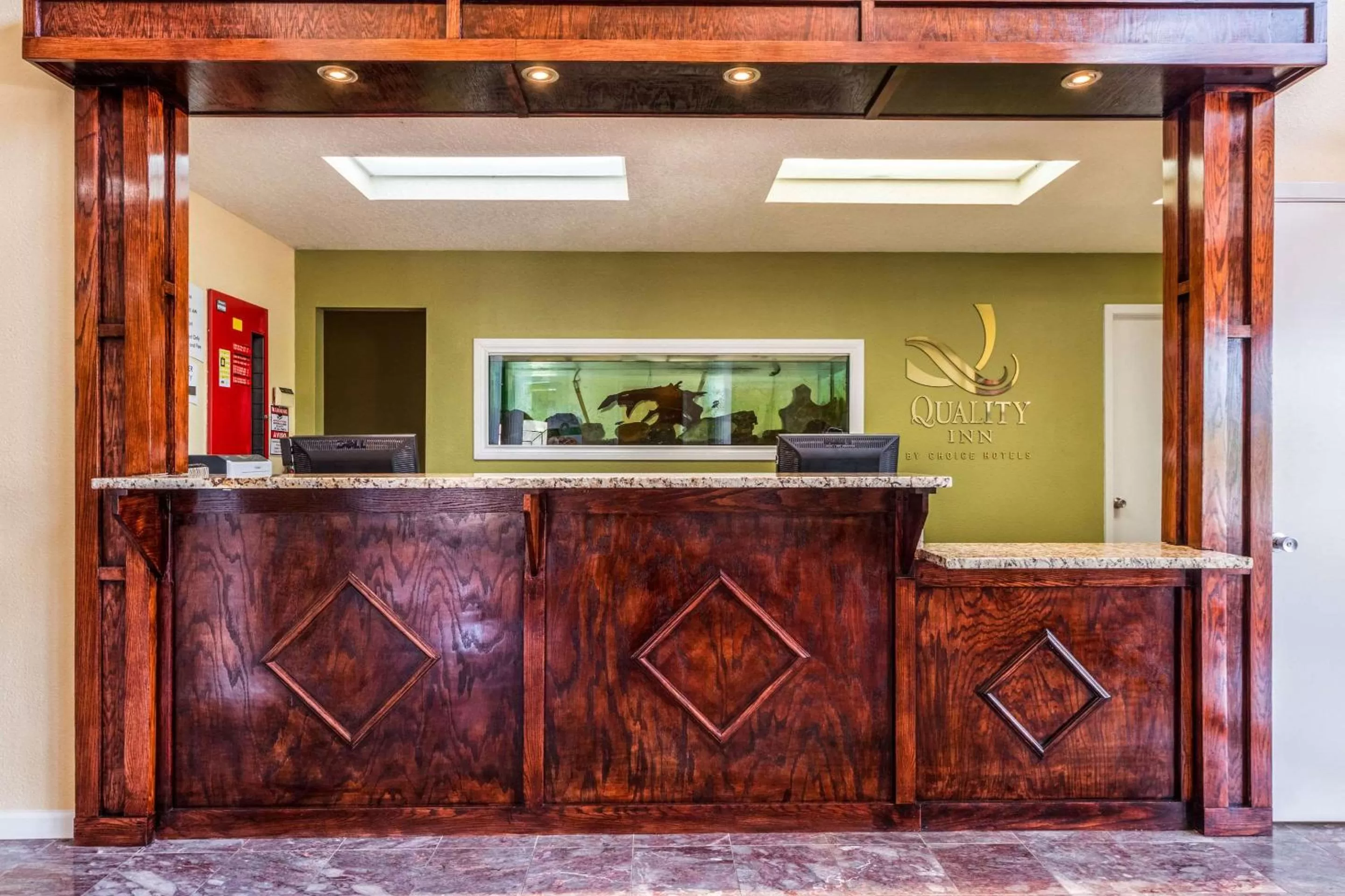 Lobby or reception in Quality Inn University near Downtown