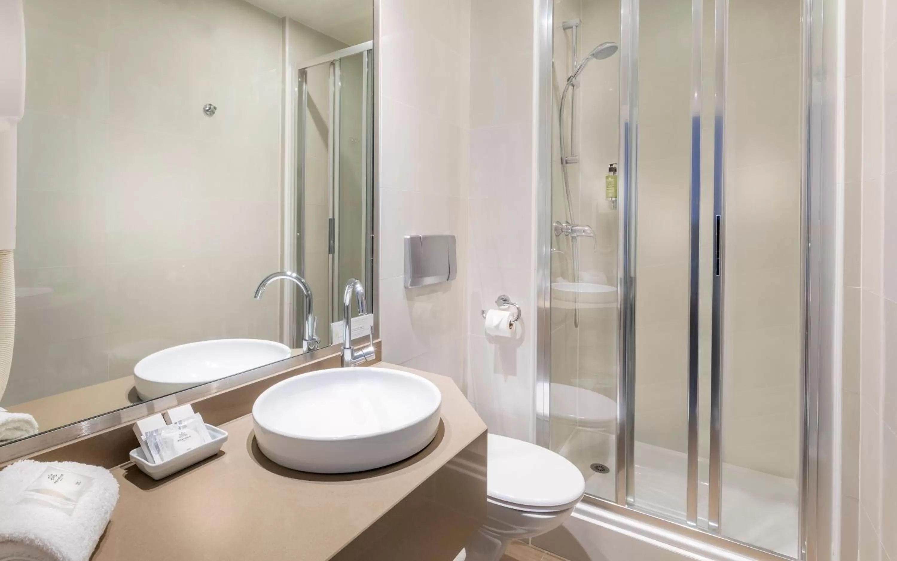 Bathroom in Elysées Ceramic