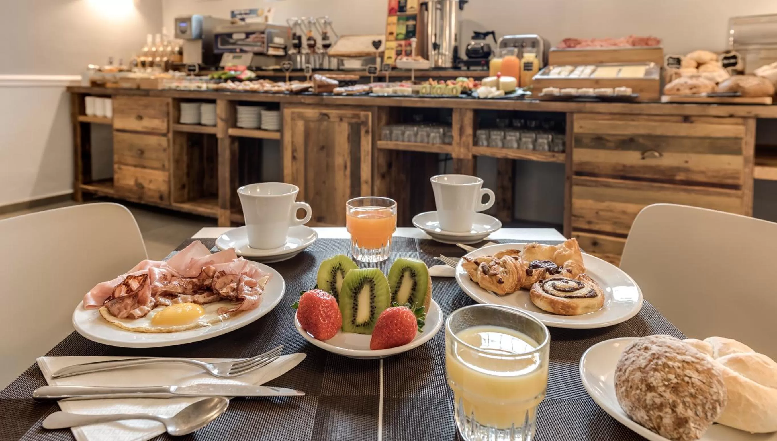 Breakfast in Hotel La Fortezza