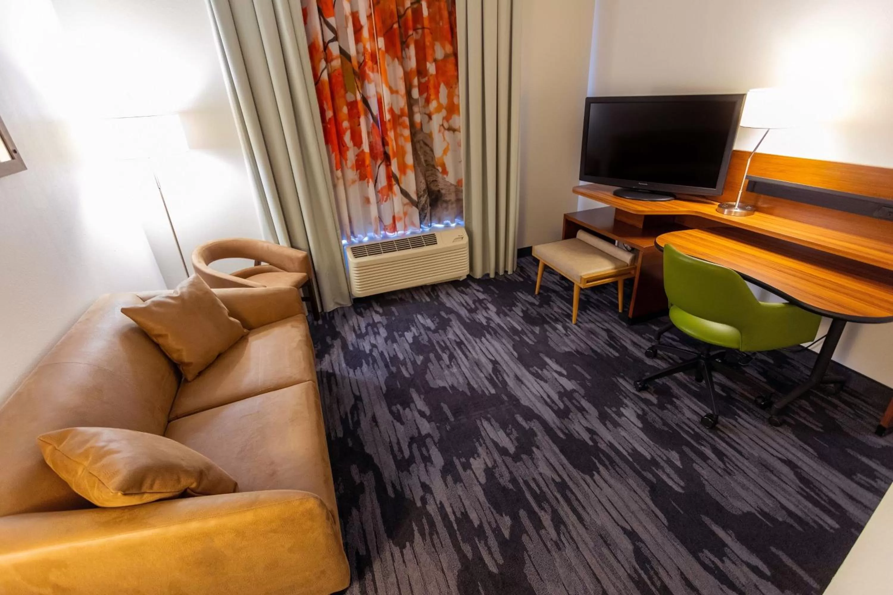 Living room in Fairfield Inn & Suites by Marriott Athens I-65