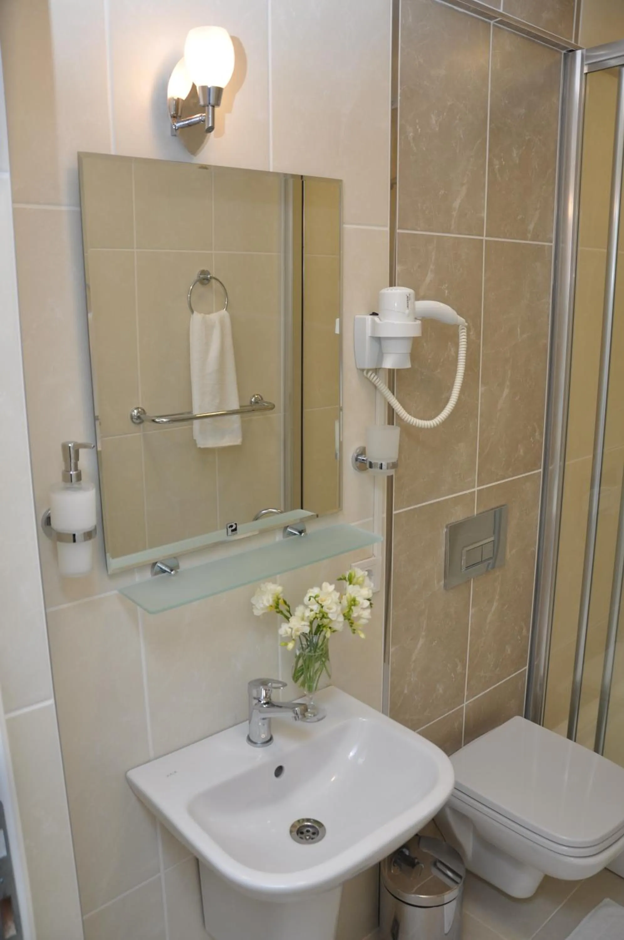 Bathroom in The Print House Hotel