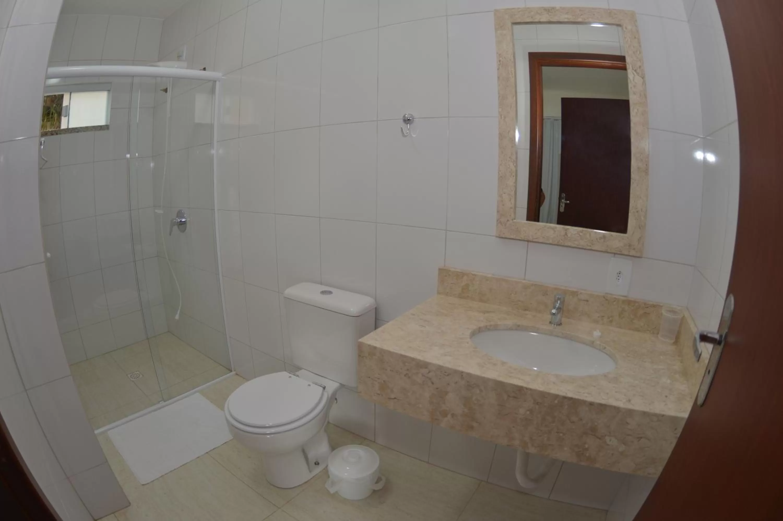 Bathroom in Pousada Recanto dos Anjos