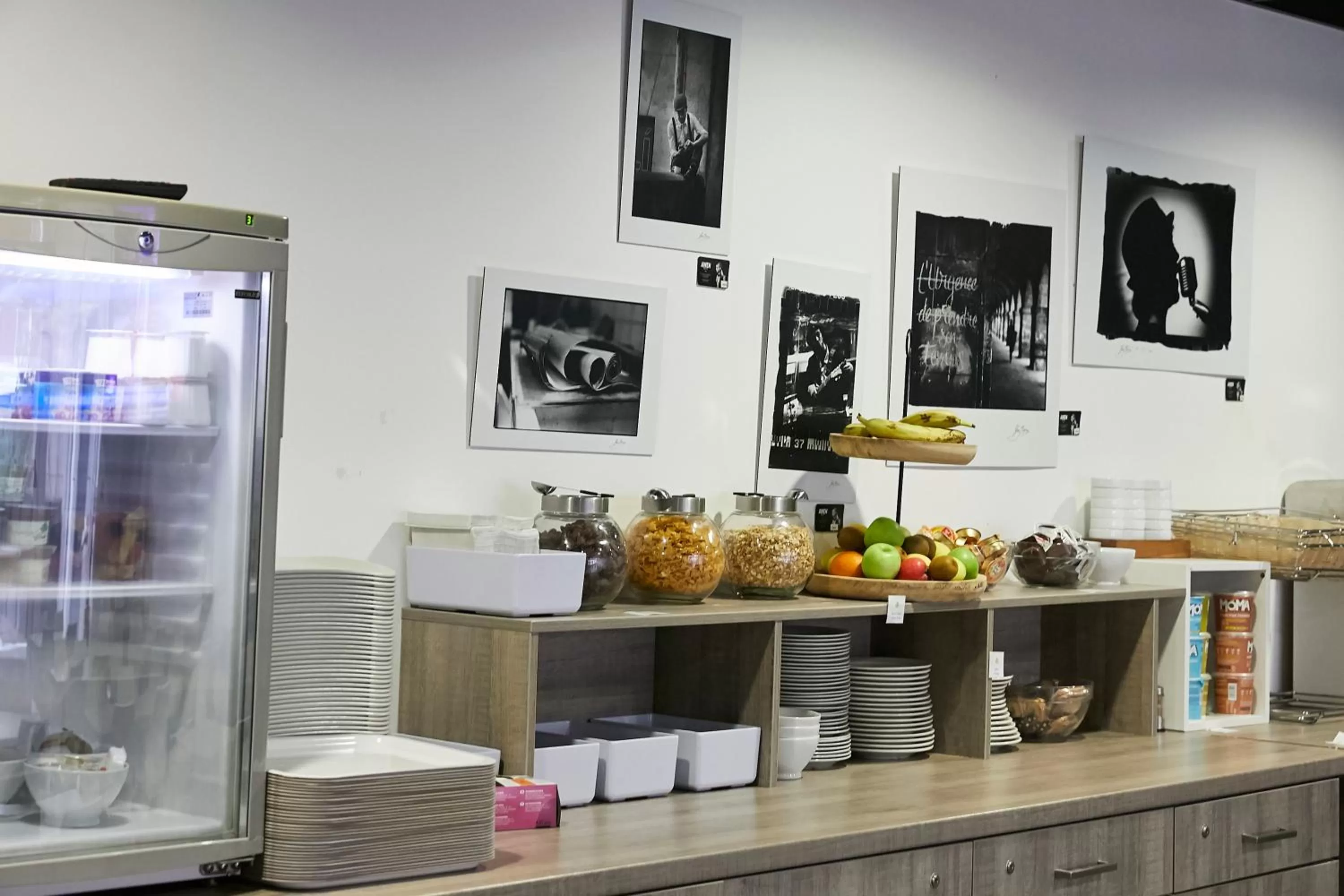 Continental breakfast in Tulip Inn Massy Palaiseau - Residence