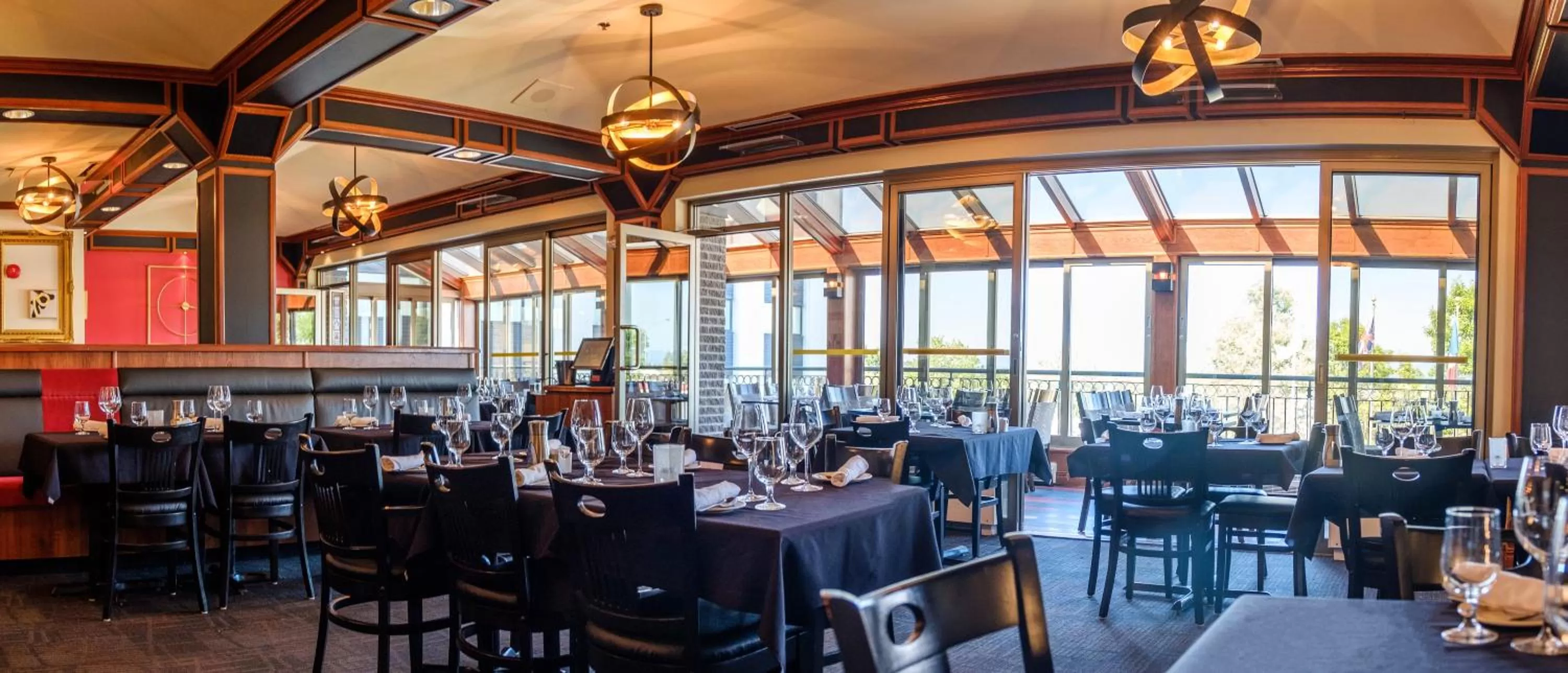 Restaurant/places to eat in Hotel Le Montagnais