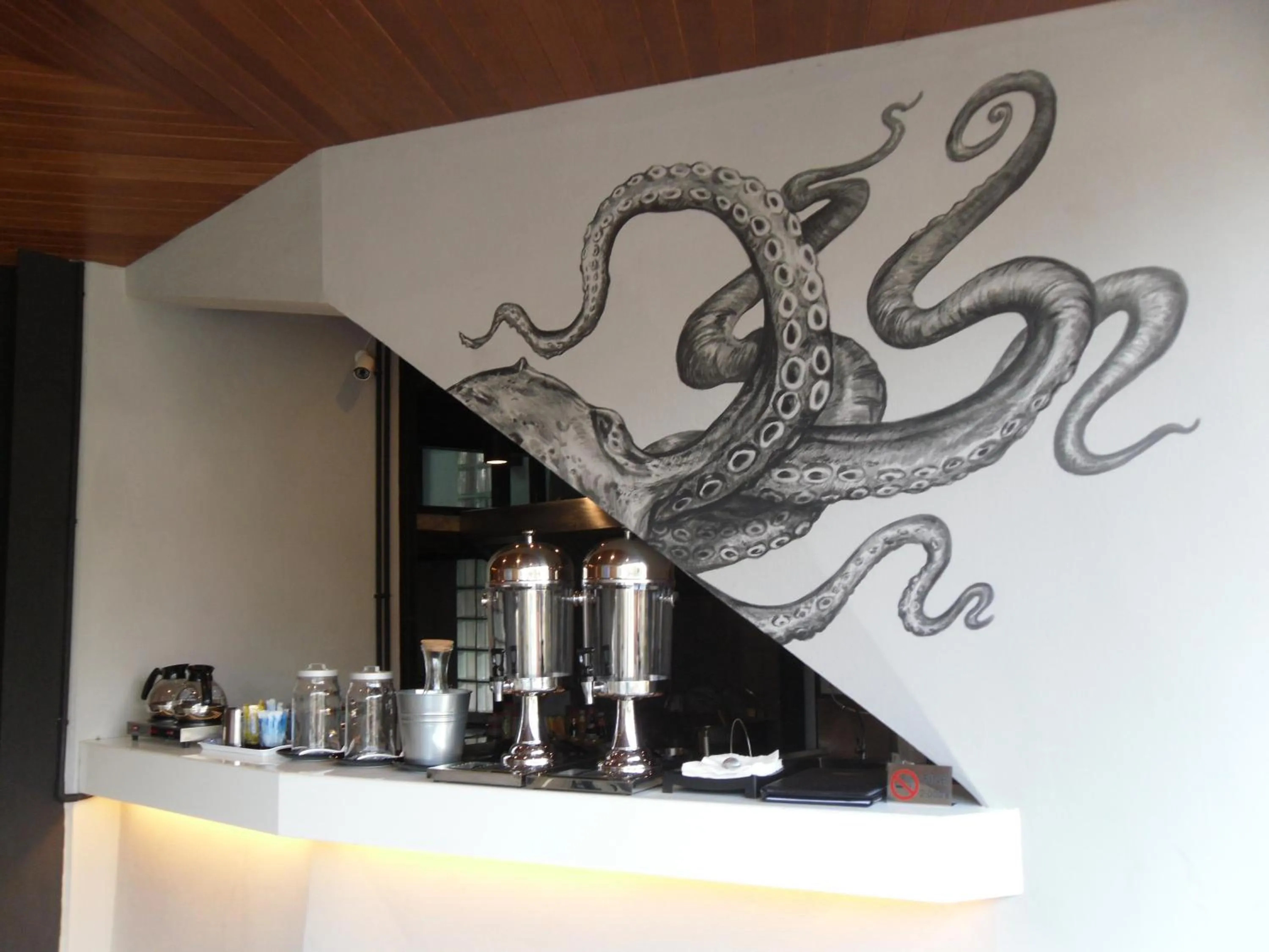 Restaurant/places to eat in Sea Crest by Jomtien