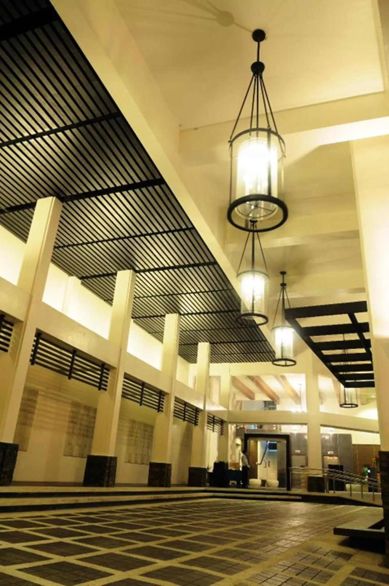 Facade/entrance in L'Fisher Hotel Bacolod