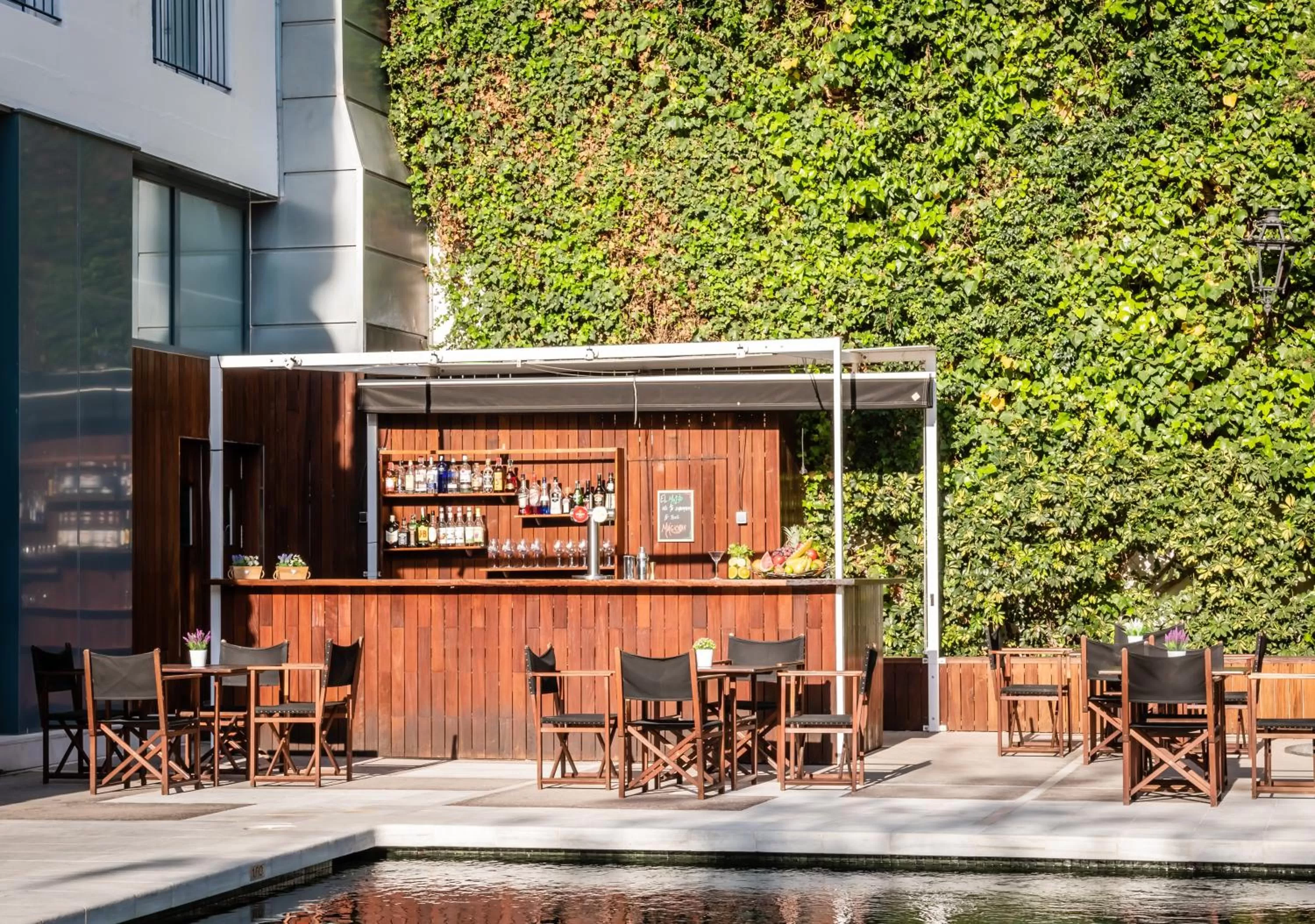 Lounge or bar in Hotel Medium Sitges Park