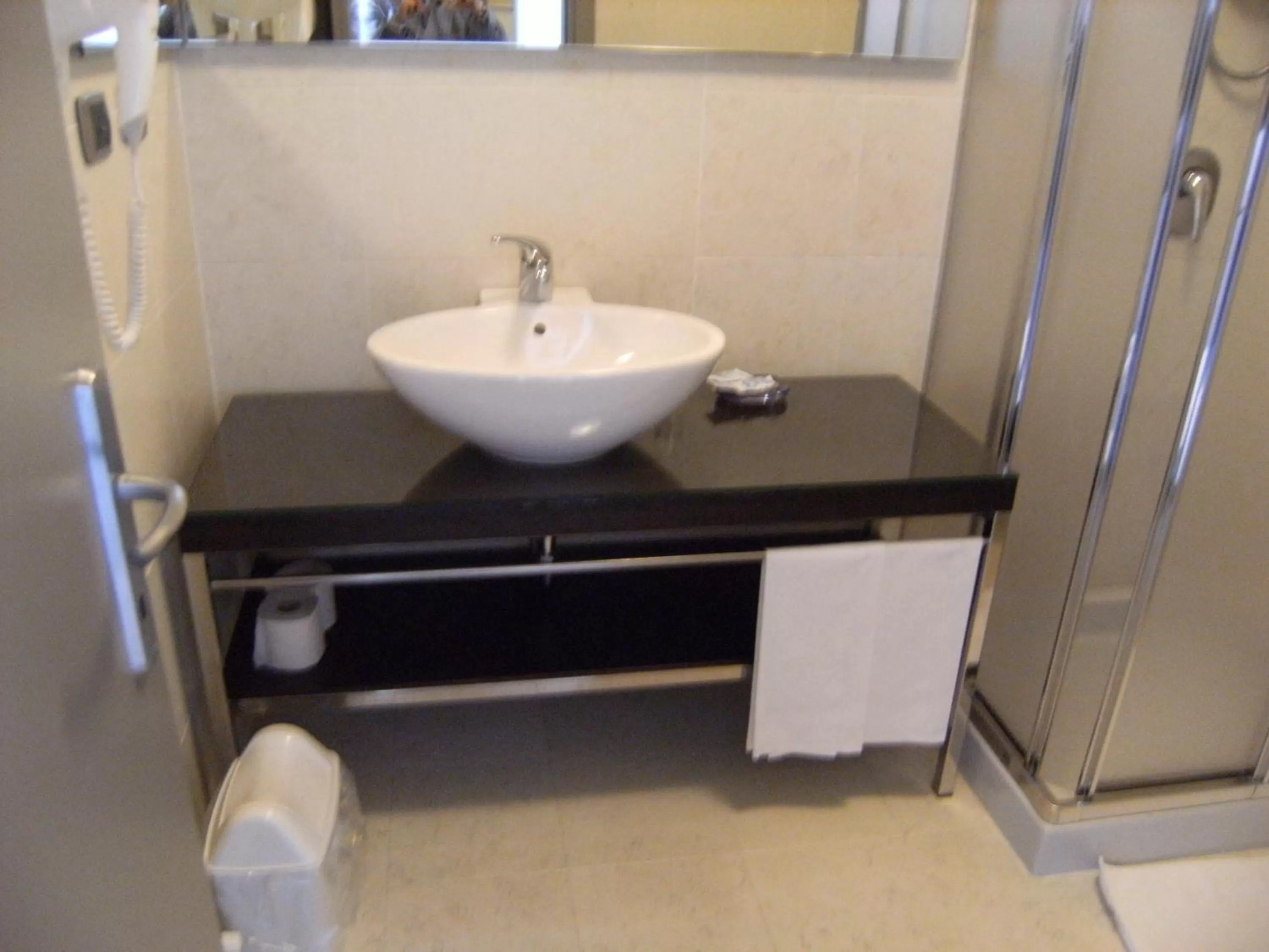 Bathroom in Locanda del Lago Rosmunda