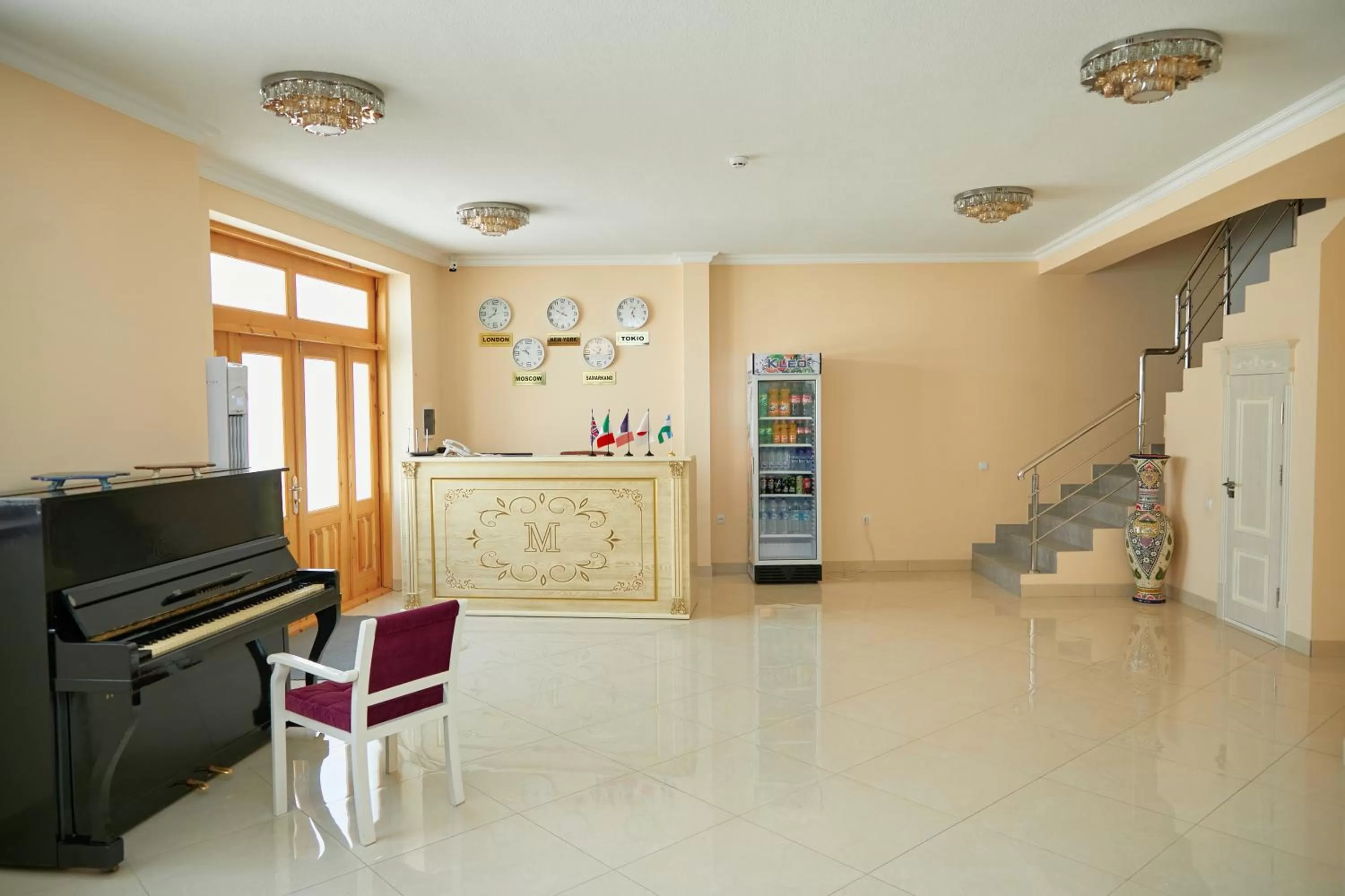 Restaurant/places to eat in Hotel Muqaddas