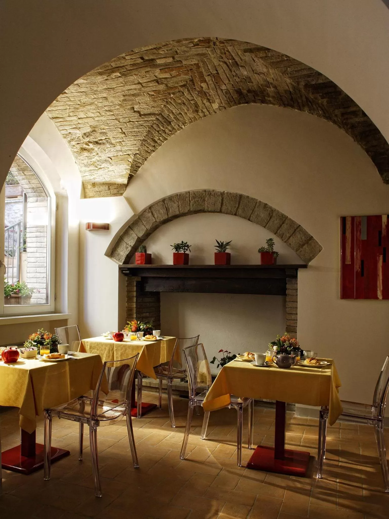 Restaurant/places to eat in Hotel Sorella Luna