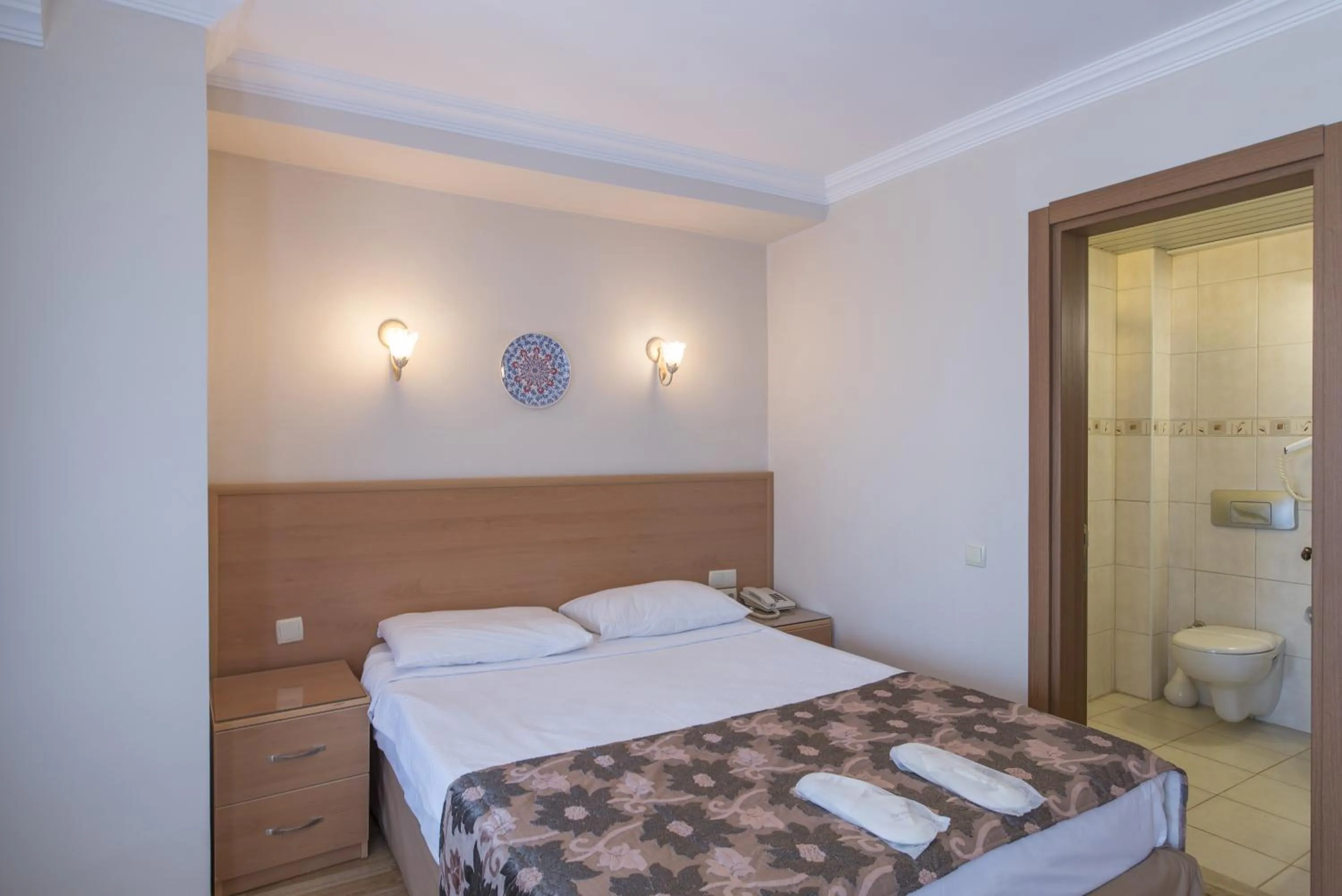Photo of the whole room, Bed in Deniz Houses