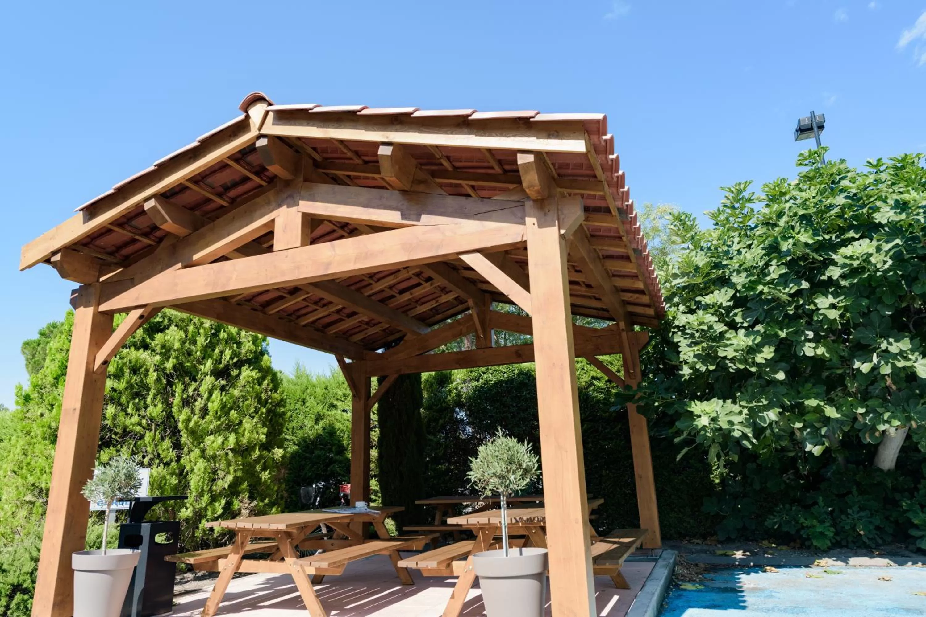 Patio in ibis budget Orange Centre