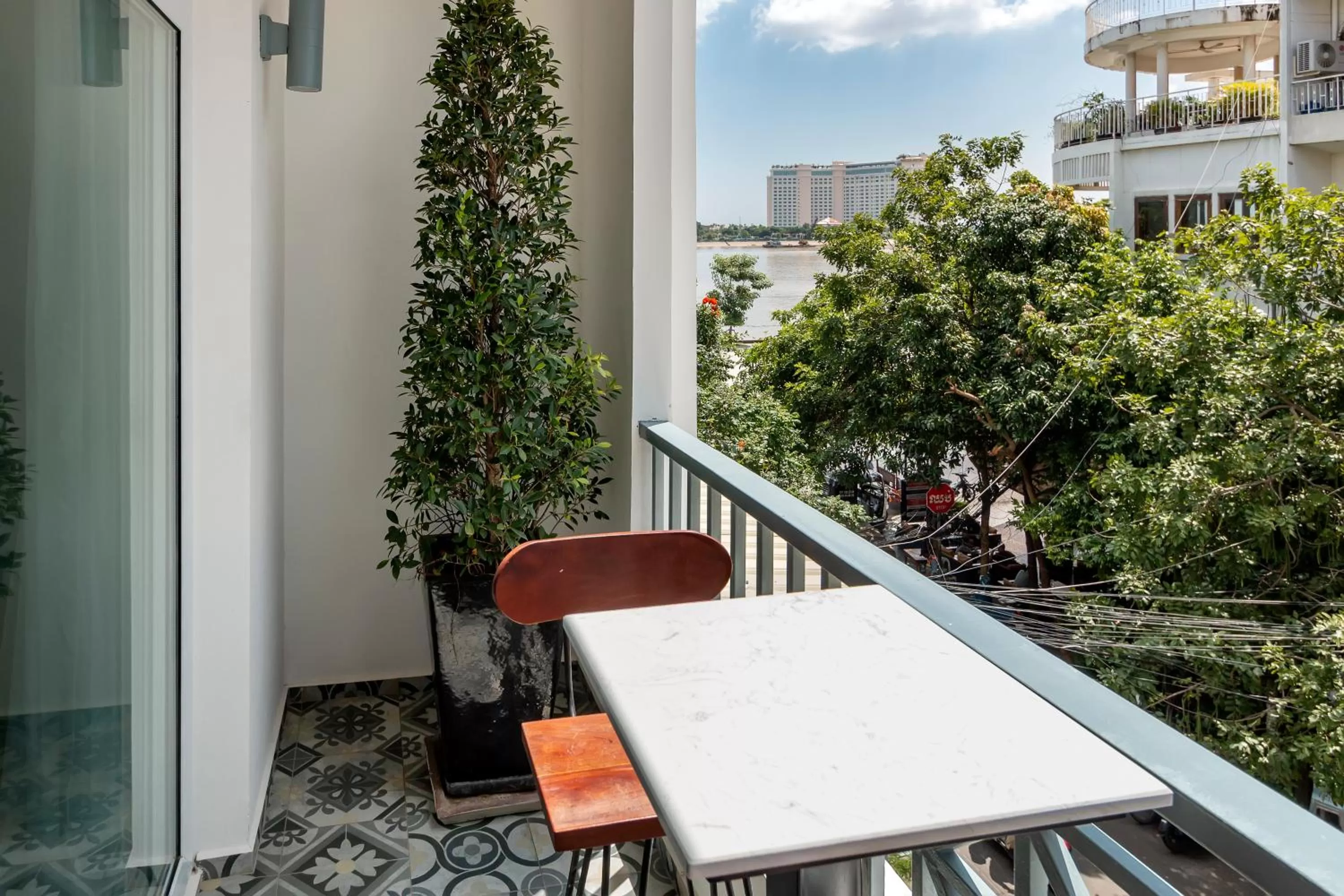 Balcony/Terrace in TAO Riverside Residence